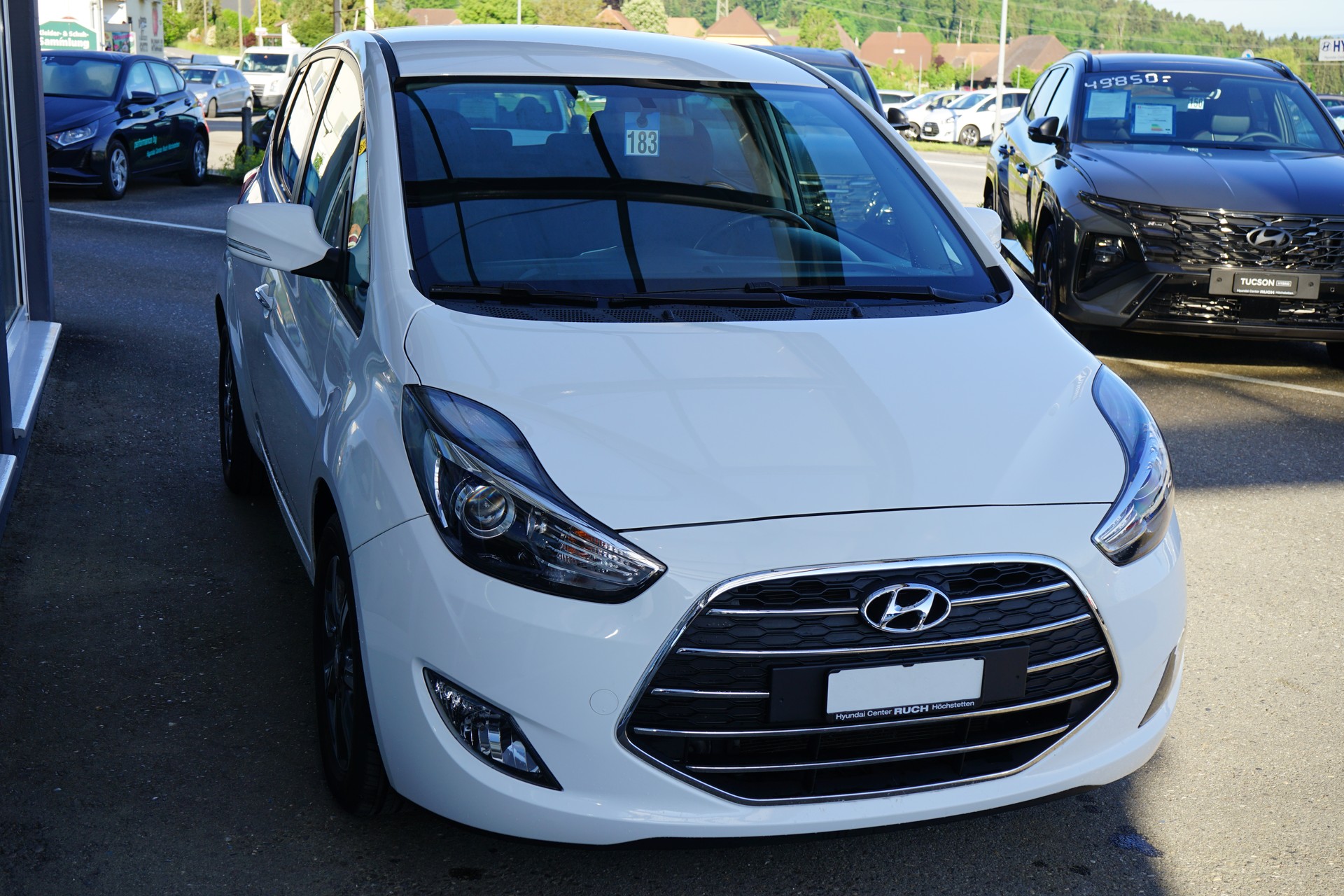 HYUNDAI iX20 1.6 Amplia Automatic-image-1