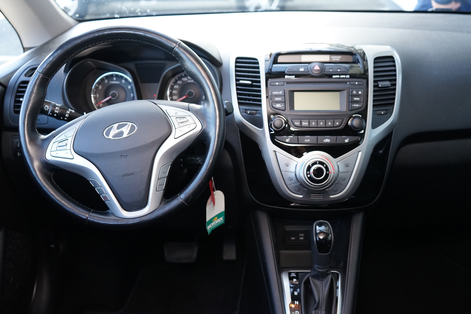 HYUNDAI iX20 1.6 Amplia Automatic-image-16