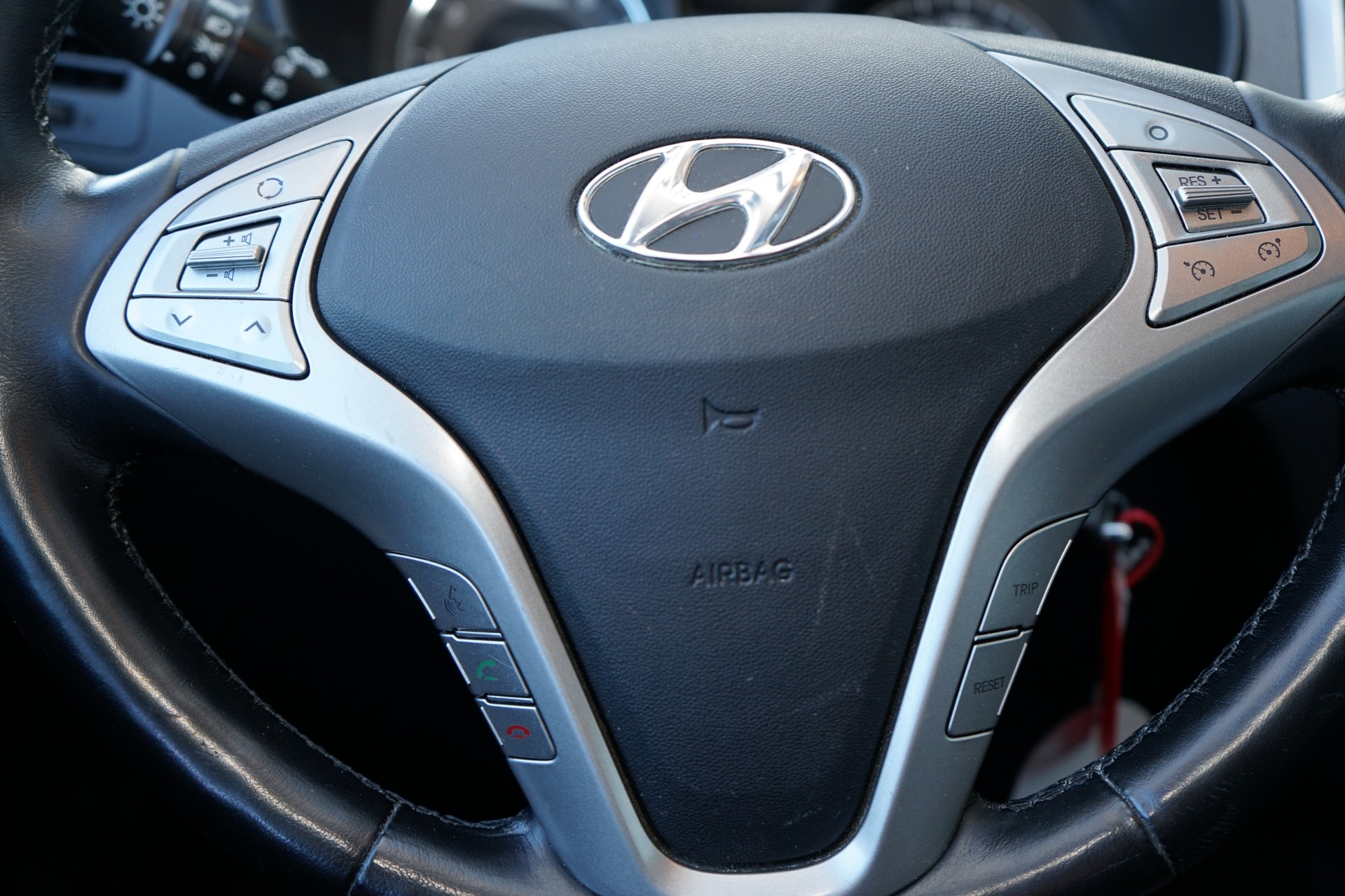 HYUNDAI iX20 1.6 Amplia Automatic-image-17