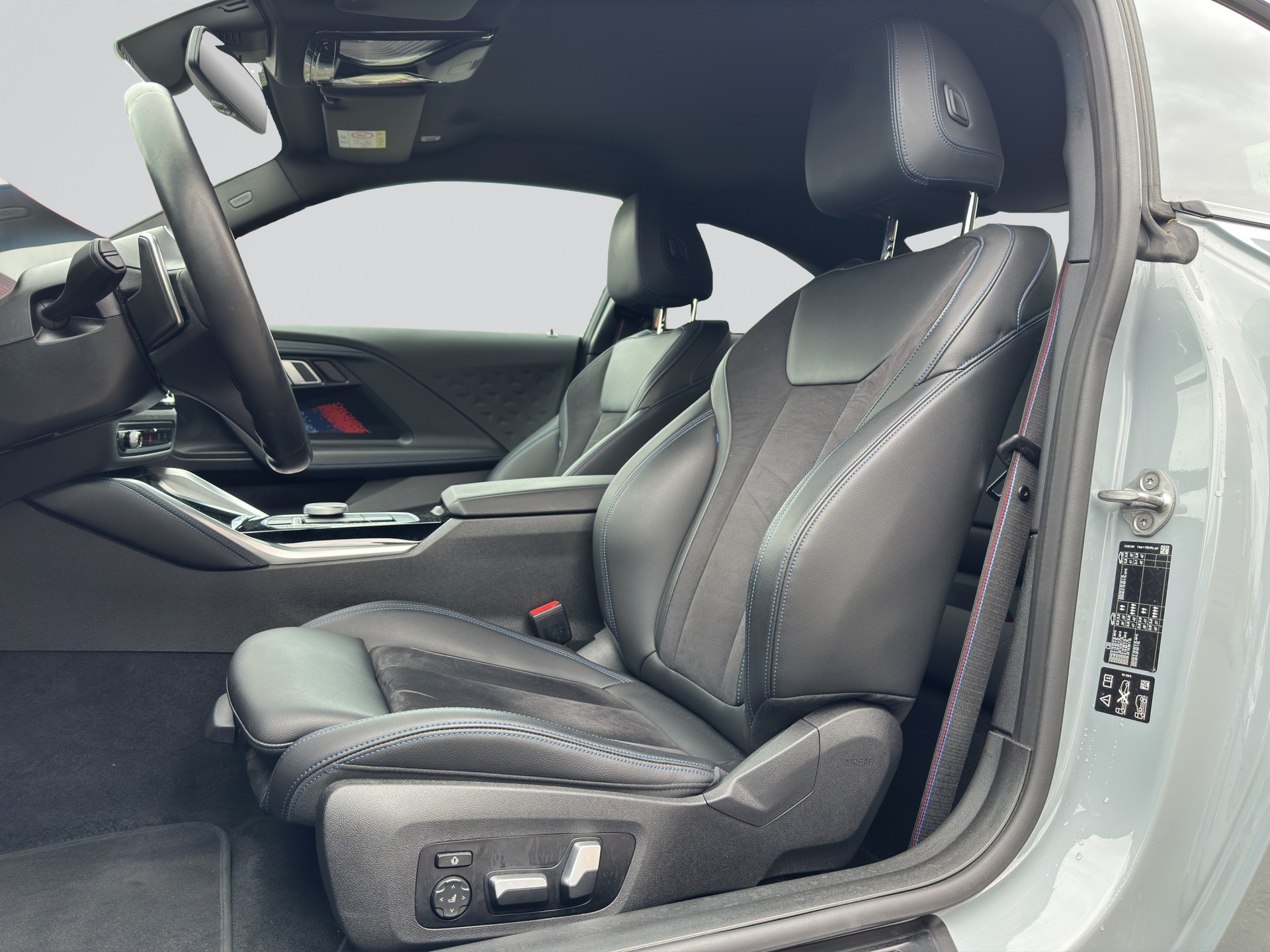 BMW M240i xDrive M Sport Pro Shadow Line Steptronic-image-5