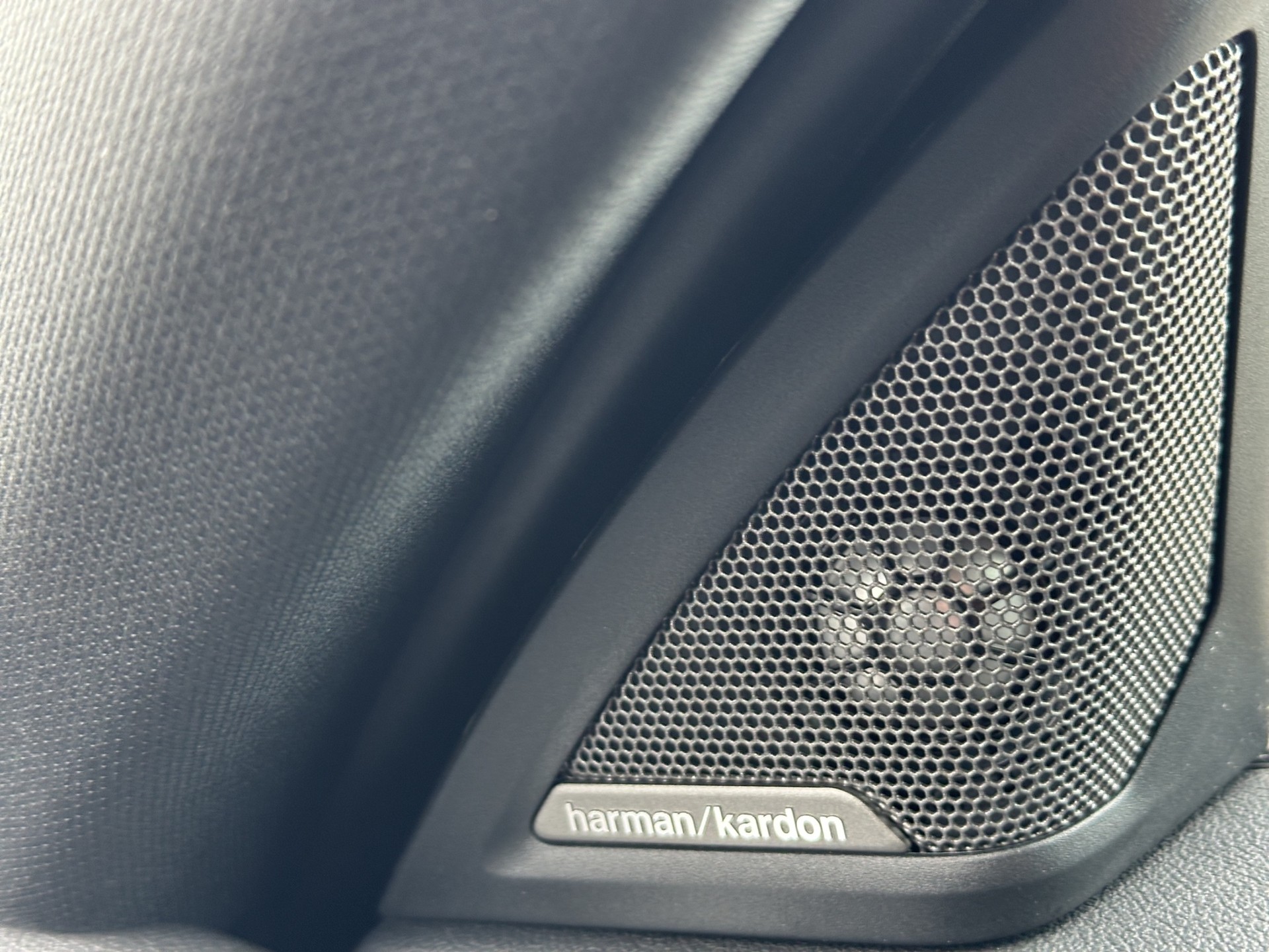 BMW M240i xDrive M Sport Pro Shadow Line Steptronic-image-15