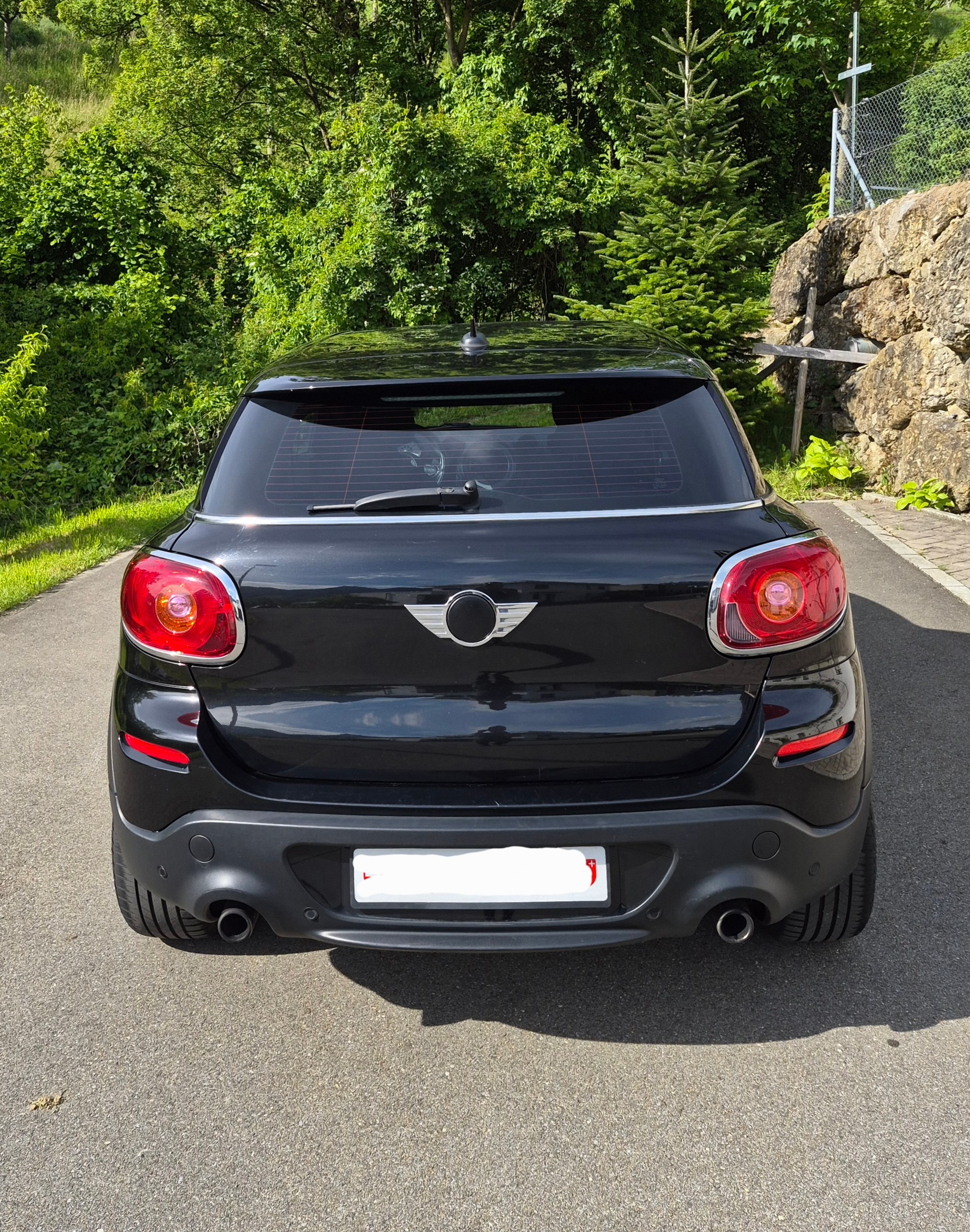 MINI 1.6i Cooper S ALL4-image-3