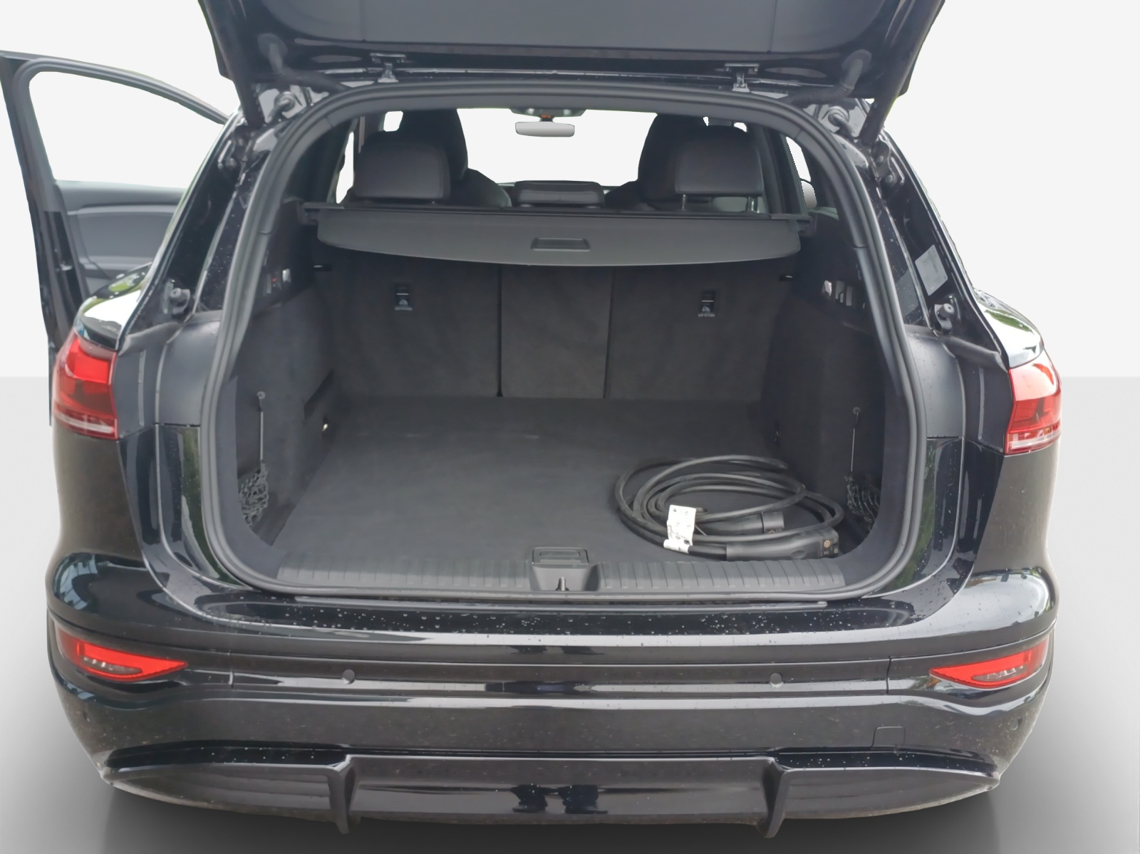 AUDI Q6 e-tron quattro-image-13
