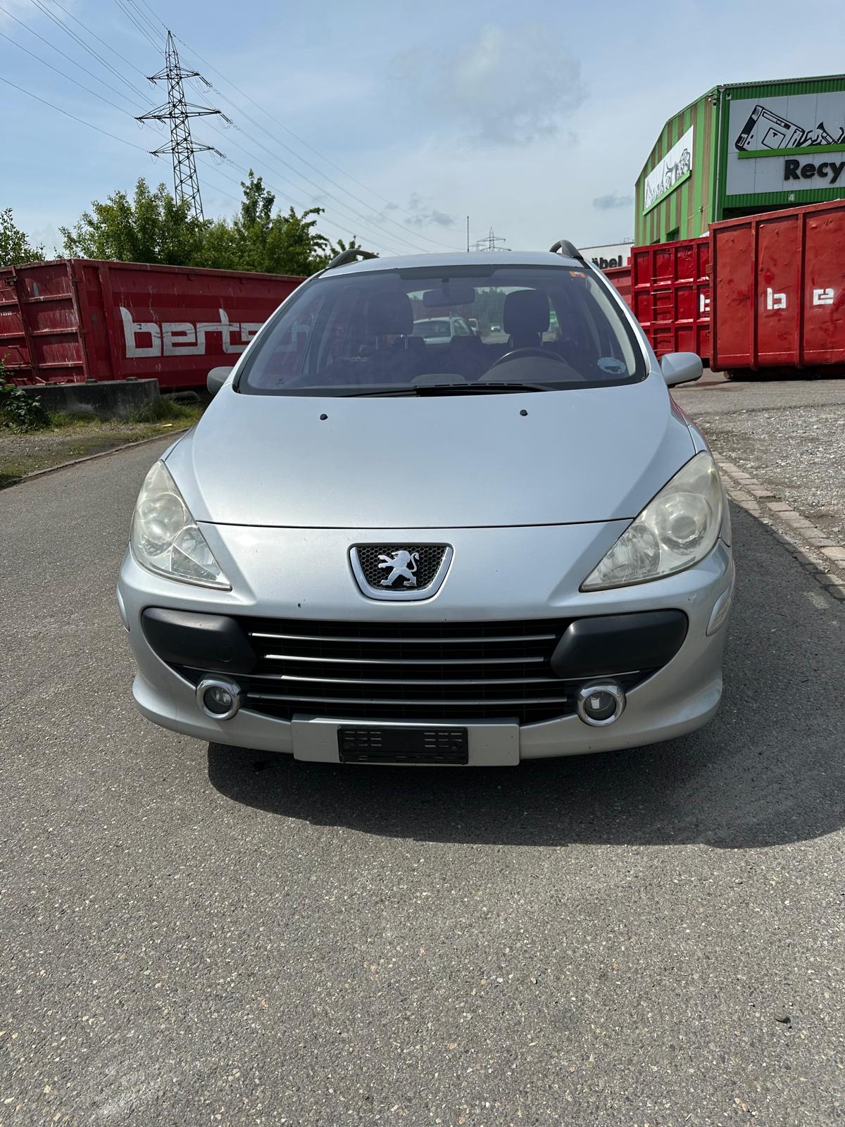 PEUGEOT 307