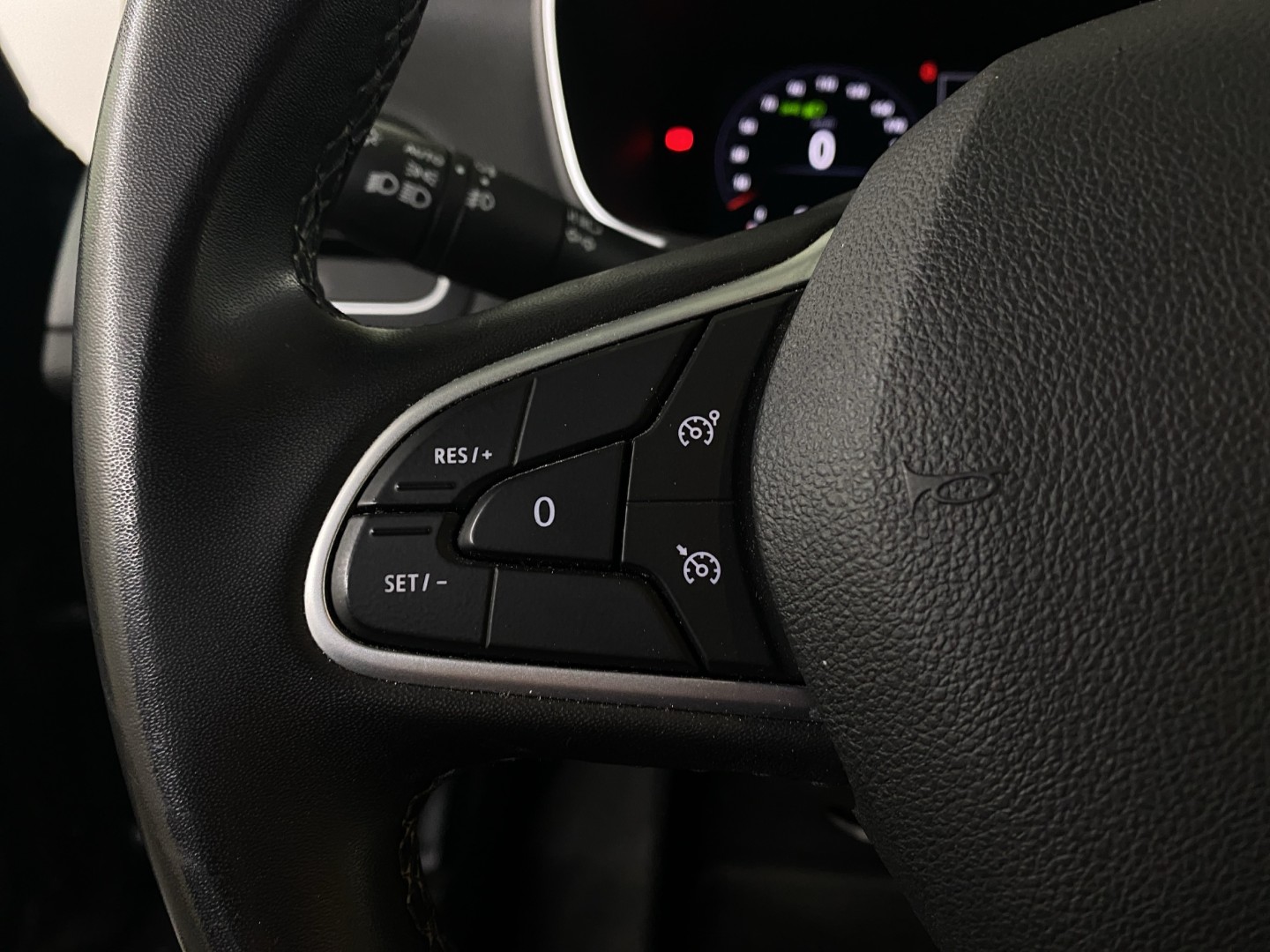 RENAULT Mégane Grandtour 1.3 16V Turbo Techno EDC-image-14
