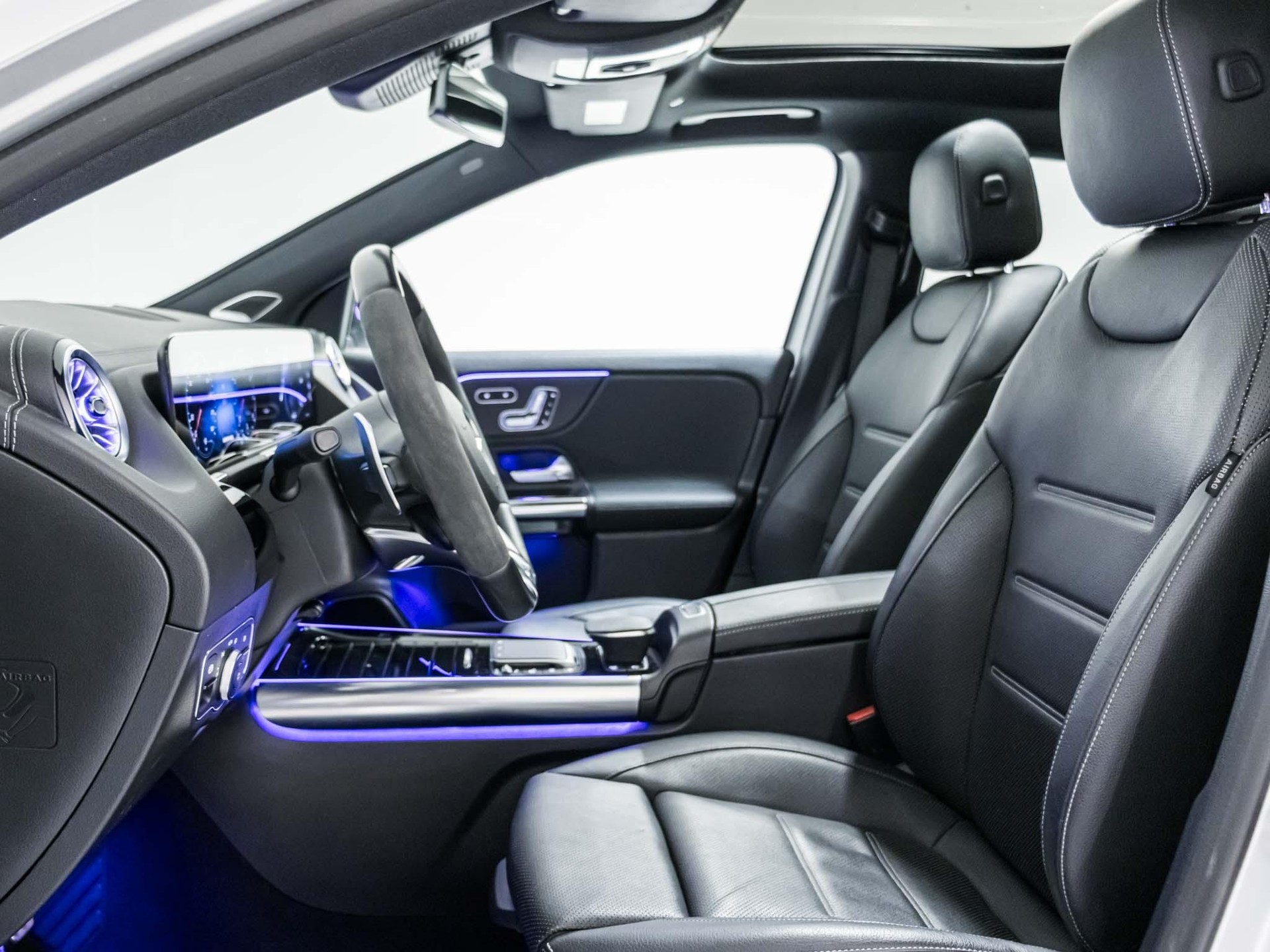 MERCEDES-BENZ GLA 45 AMG S 4MATIC-image-6