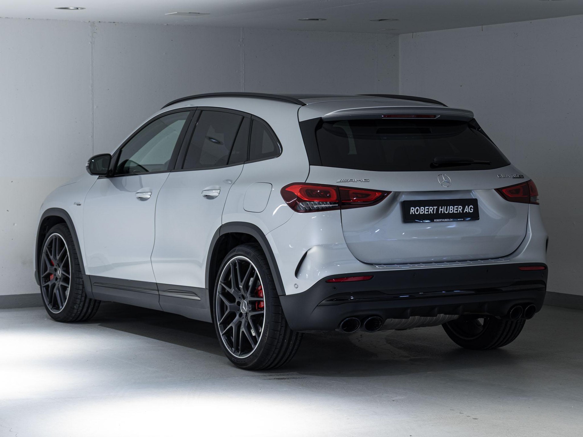 MERCEDES-BENZ GLA 45 AMG S 4MATIC-image-3