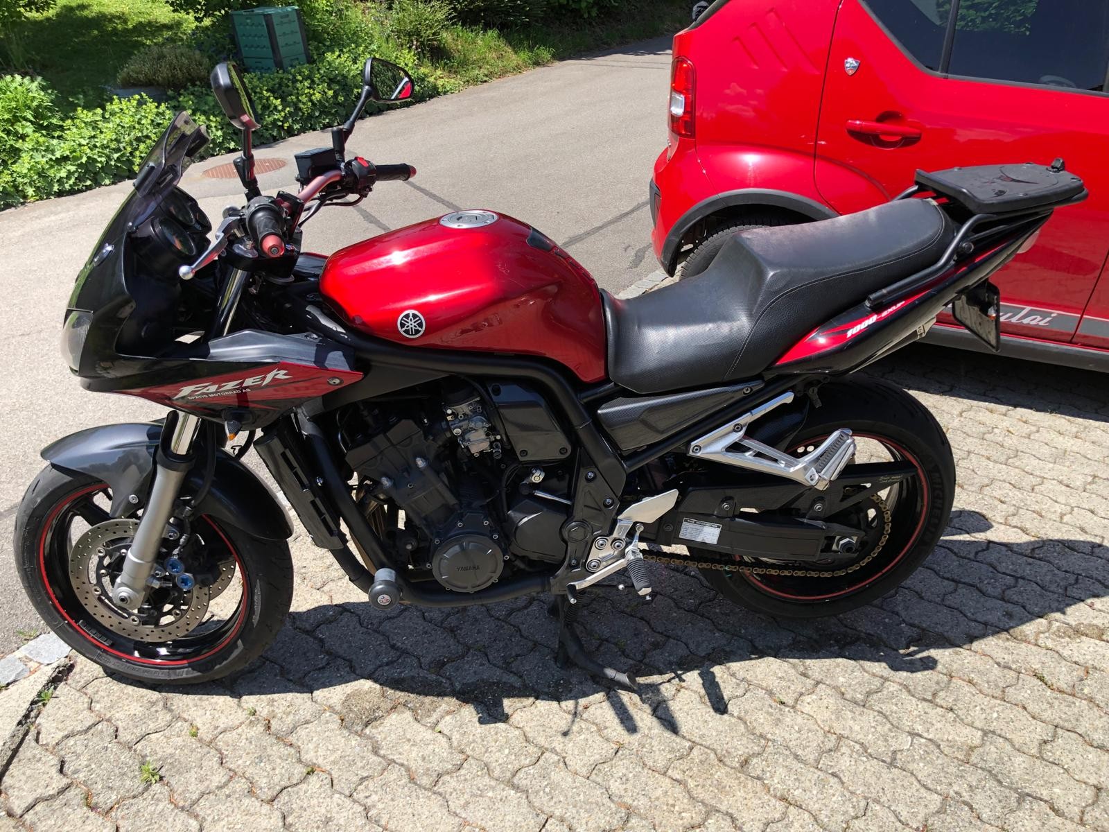 YAMAHA FZS 1000 Fazer-image-1