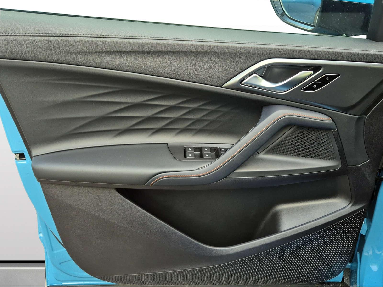 MG HS 1.5 Vti-Tech Luxury-image-6