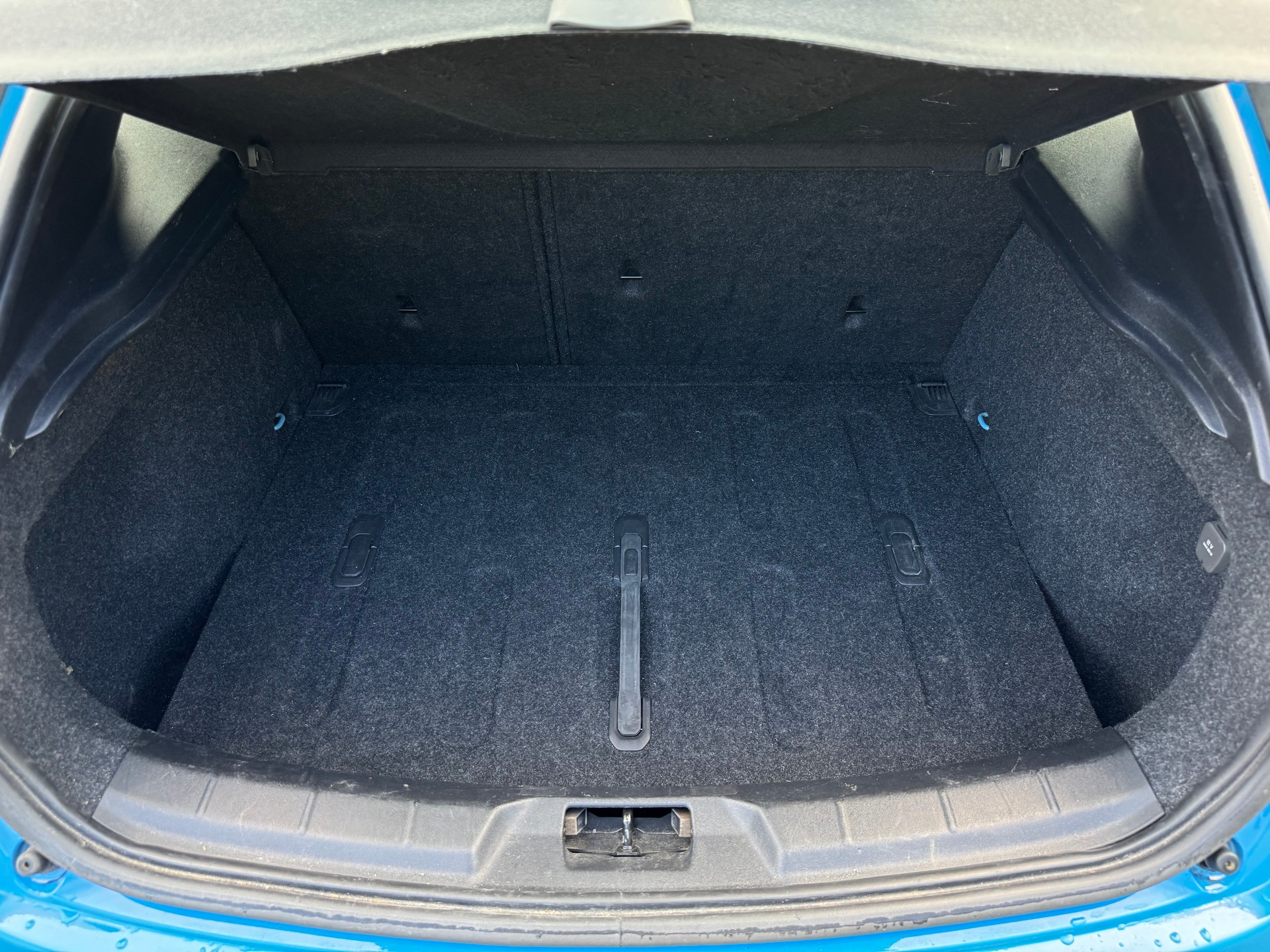 VOLVO 1.6 T4 R-Design S/S-image-18