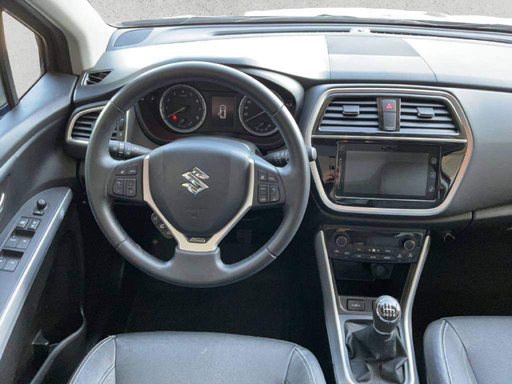 SUZUKI SX4 S-Cross 1.4 T Generation Top Hybrid 4x4-image-9