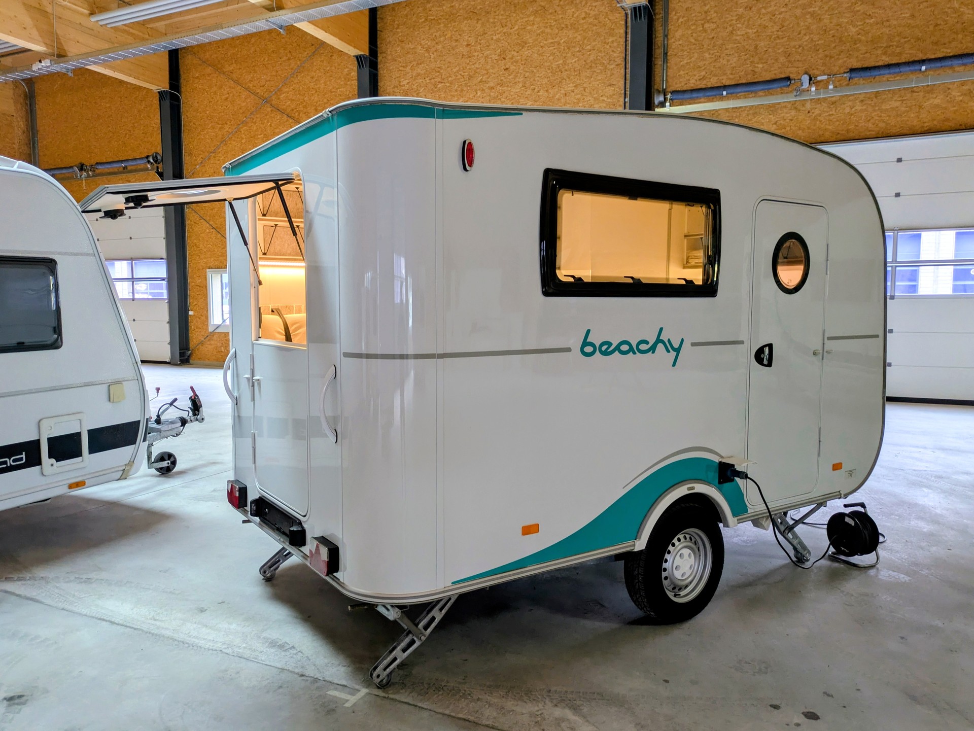 HOBBY Beachy 360-image-2