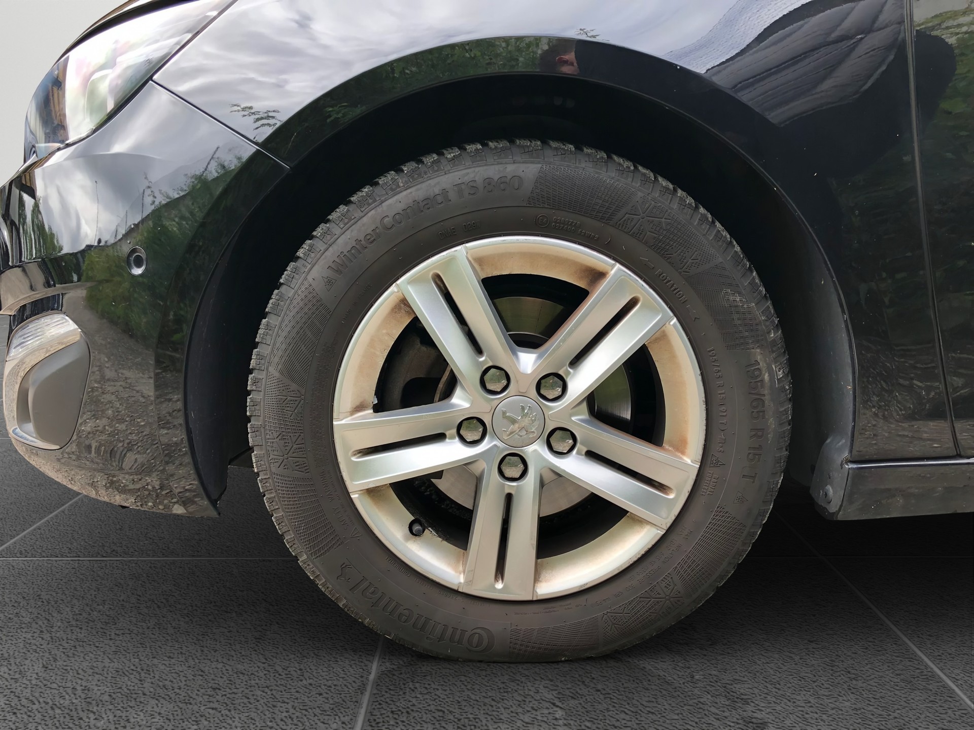PEUGEOT 308 1.2 THP Allure-image-9