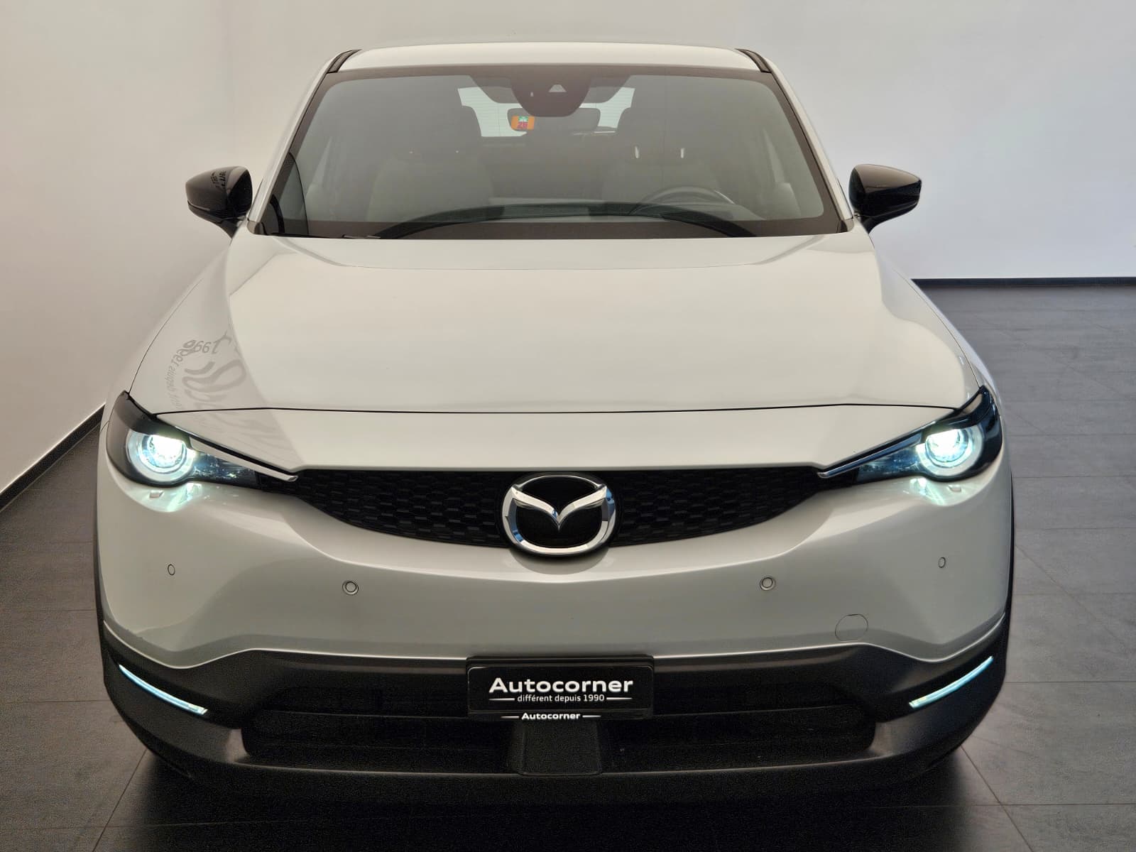 MAZDA MX-30 e-Skyactiv Ambition Plus-image-4