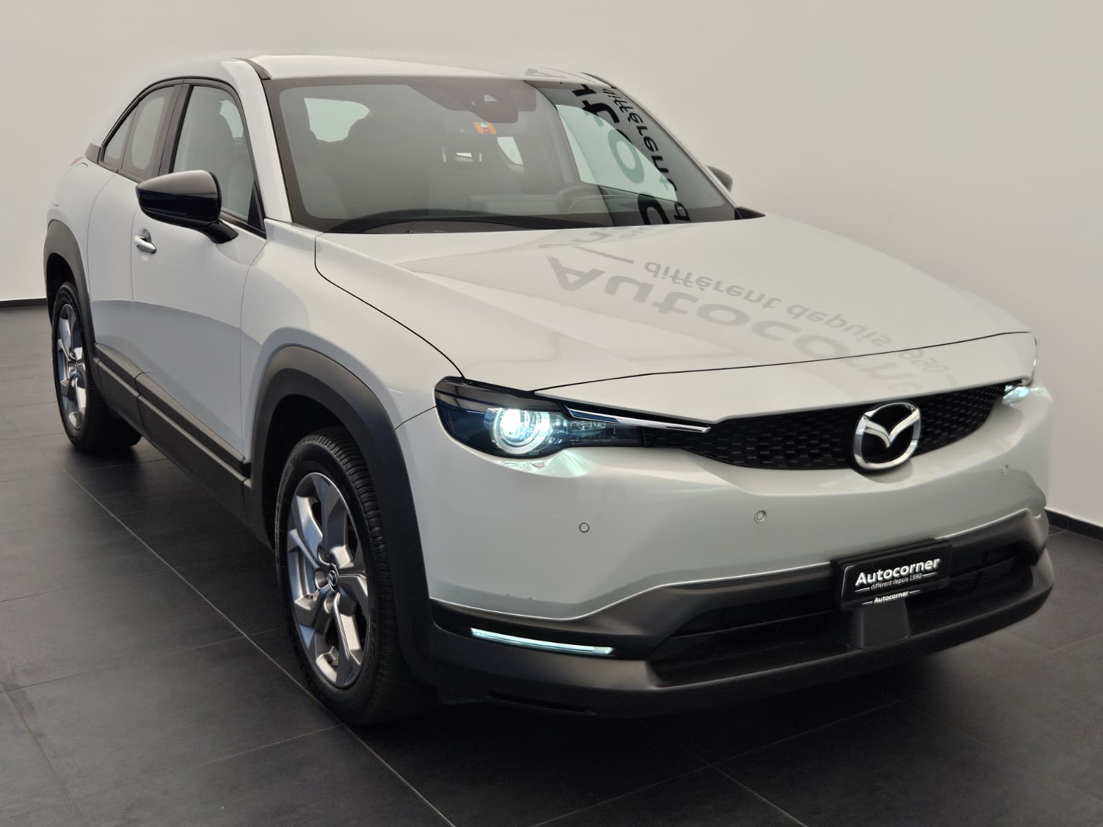 MAZDA MX-30 e-Skyactiv Ambition Plus-image-5
