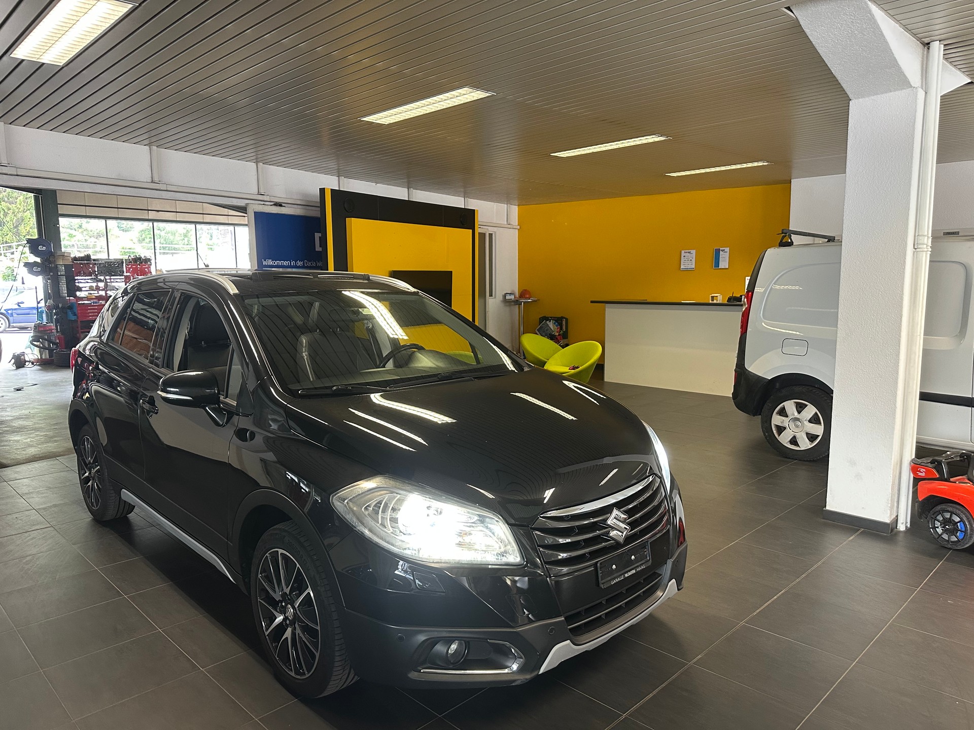 SUZUKI SX4 S-Cross 1.6 16V GL Top 4WD CVT7-image-1