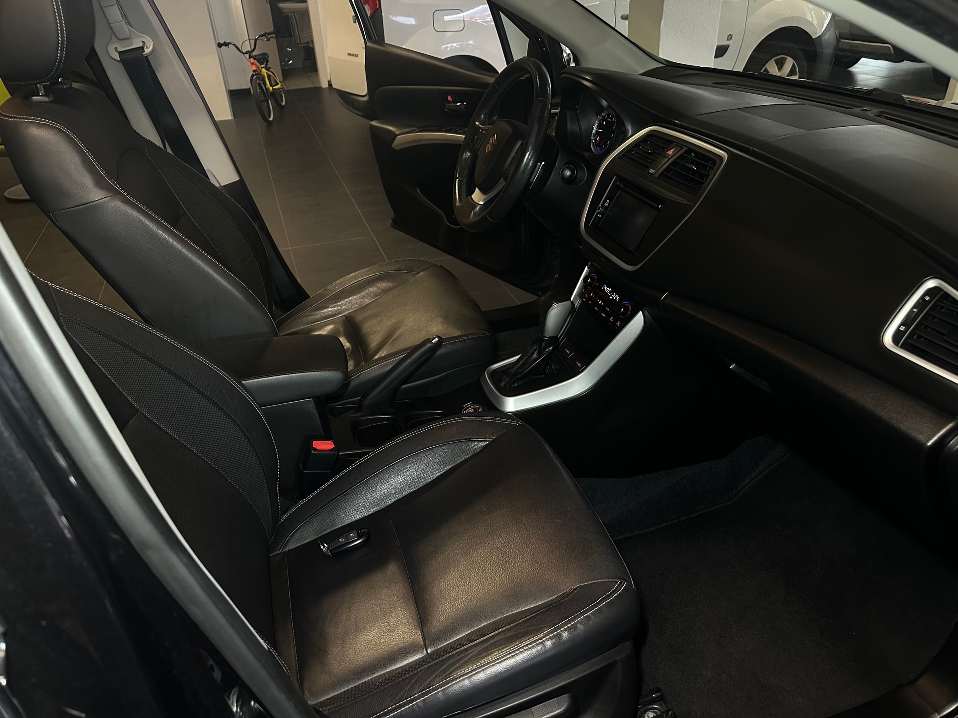 SUZUKI SX4 S-Cross 1.6 16V GL Top 4WD CVT7-image-7
