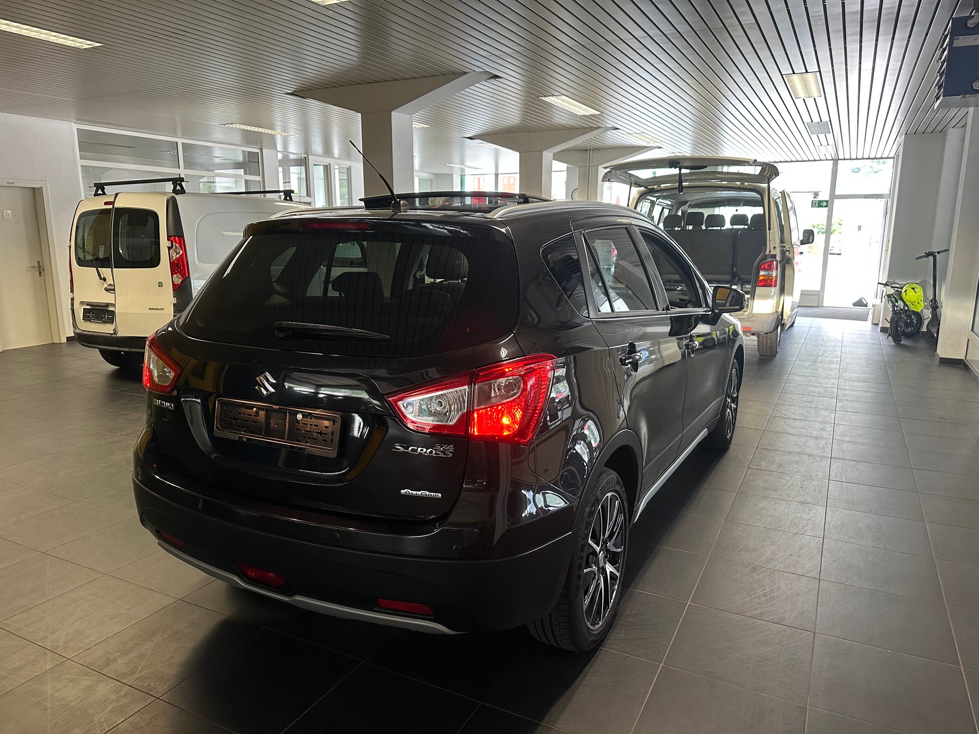 SUZUKI SX4 S-Cross 1.6 16V GL Top 4WD CVT7-image-2
