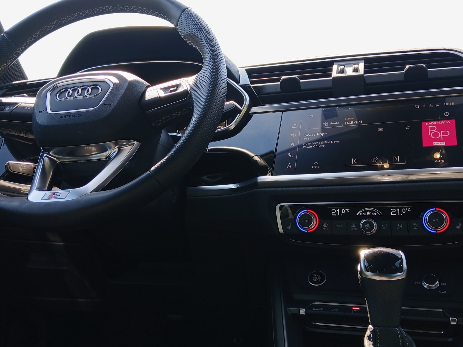 AUDI Q3 Sportback 35 TFSI S line Attraction S-tronic-image-8