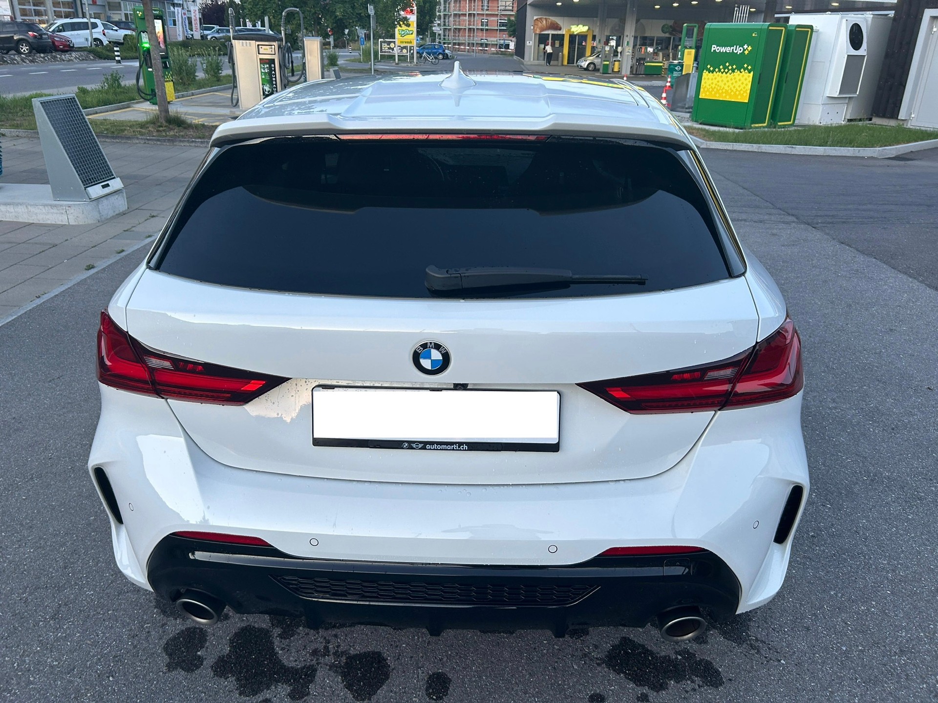 BMW M135i xDrive-image-2