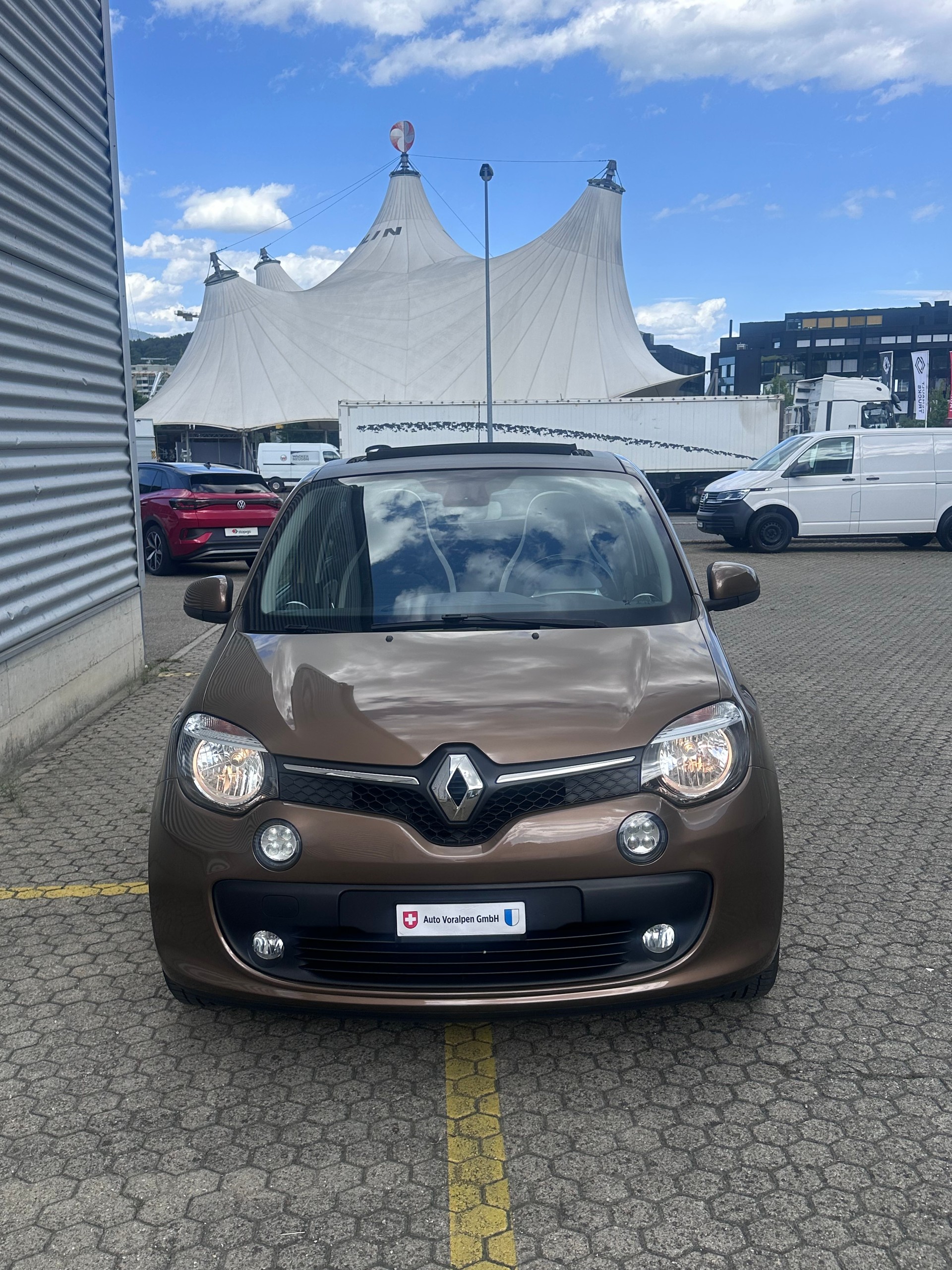 RENAULT Twingo 0.9 Zen Cabriolet-image-0