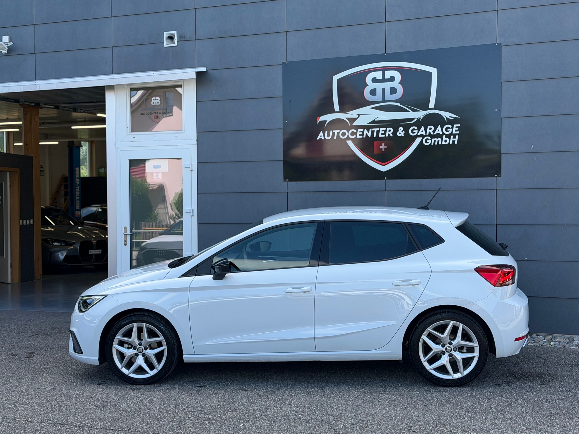SEAT Ibiza 1.0 EcoTSI FR DSG-image-3