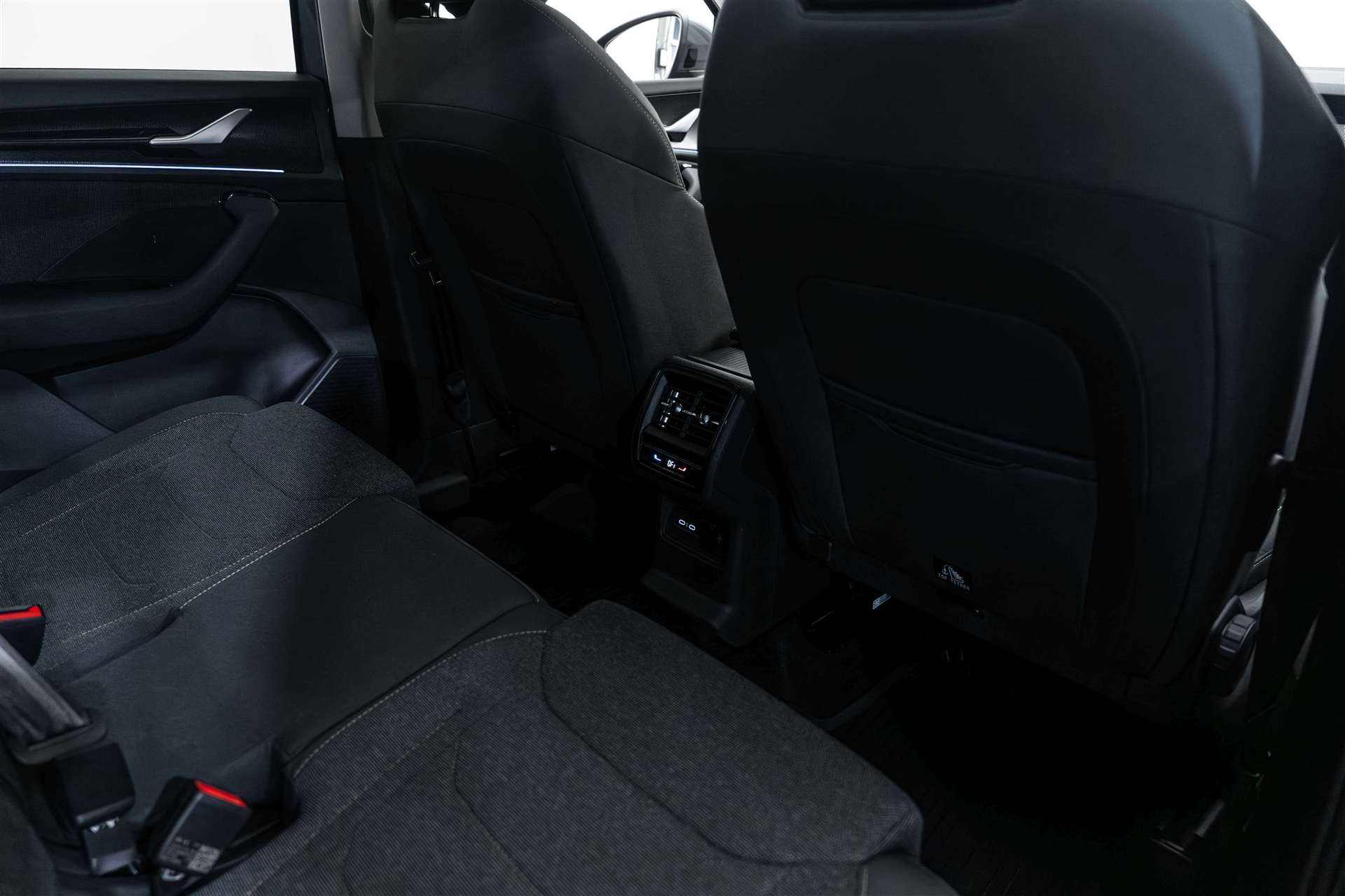 SKODA Kodiaq 2.0 TDI Selection DSG 4x4 7-Plätzer-image-12