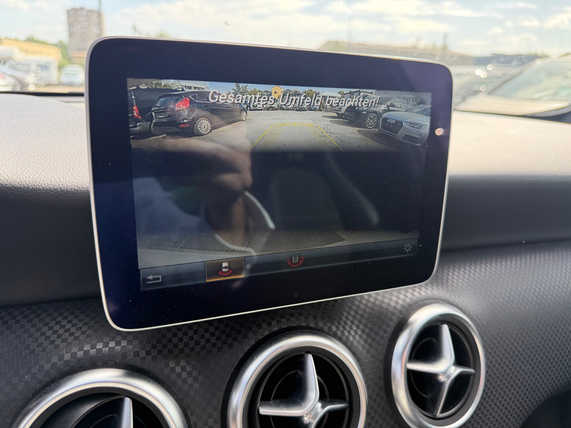 MERCEDES-BENZ A 200 CDI AMG Line 7G-DCT-image-11