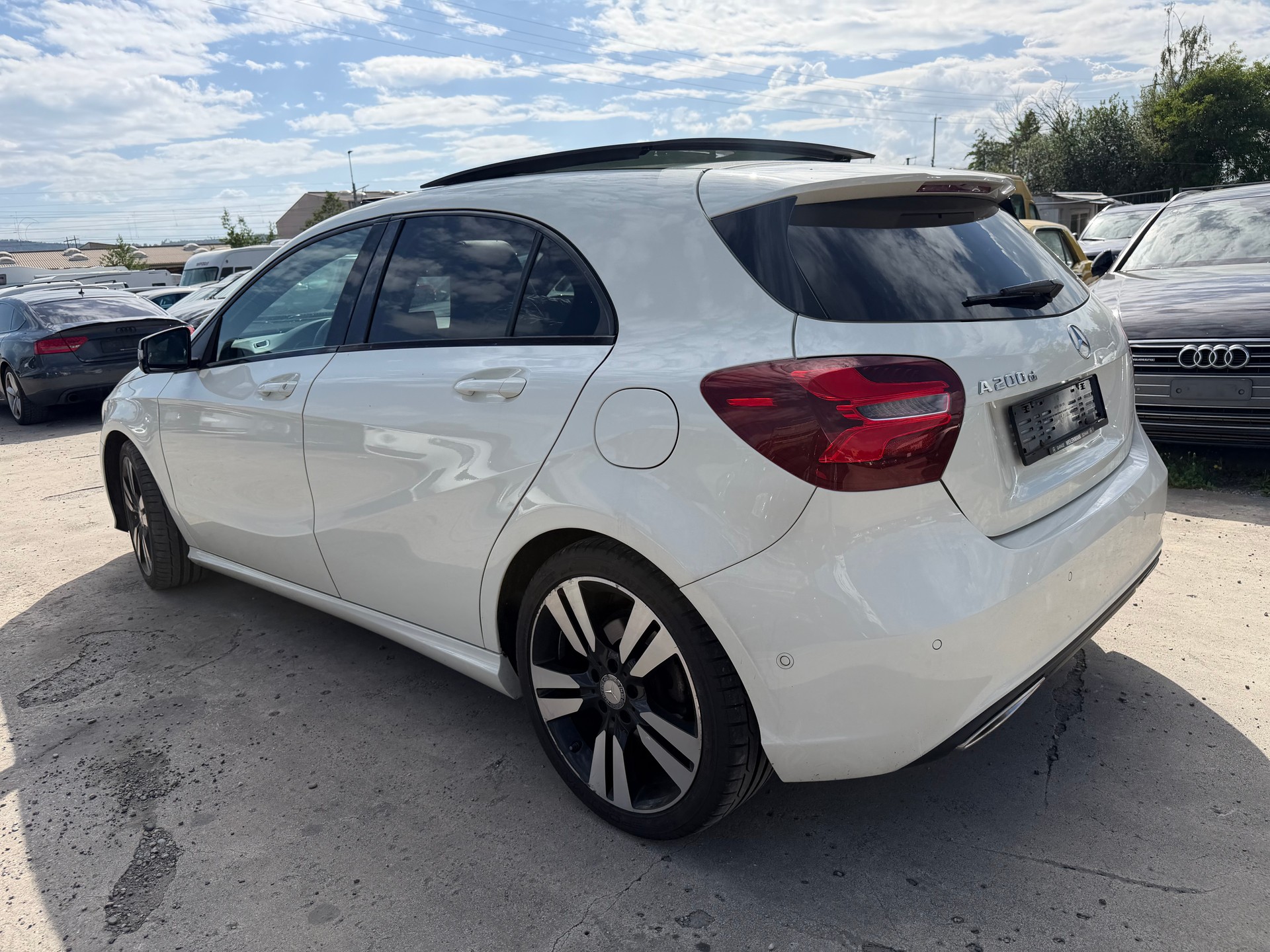 MERCEDES-BENZ A 200 CDI AMG Line 7G-DCT-image-6
