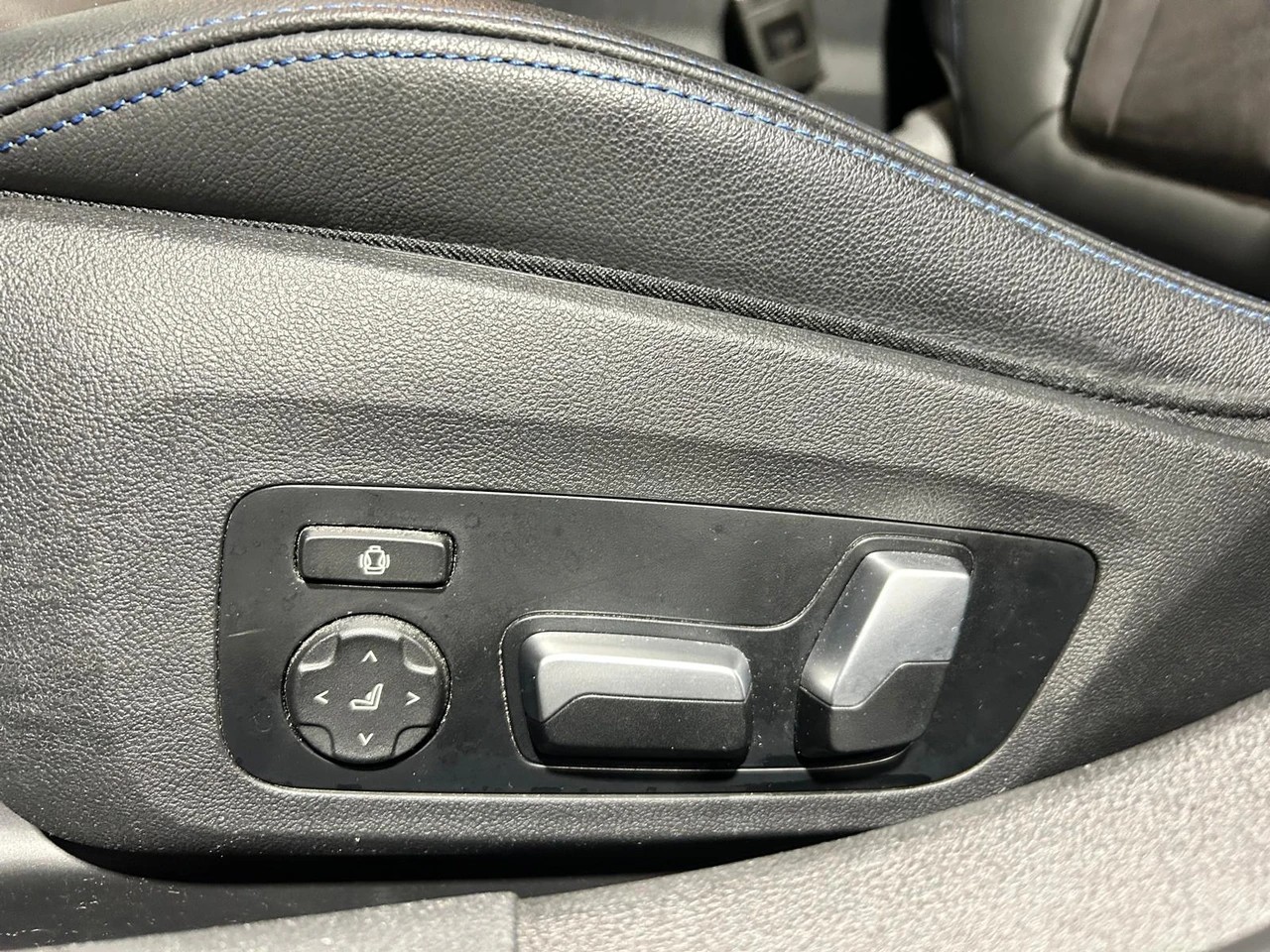 BMW M340d xDrive CH FAHRZEUG-image-19