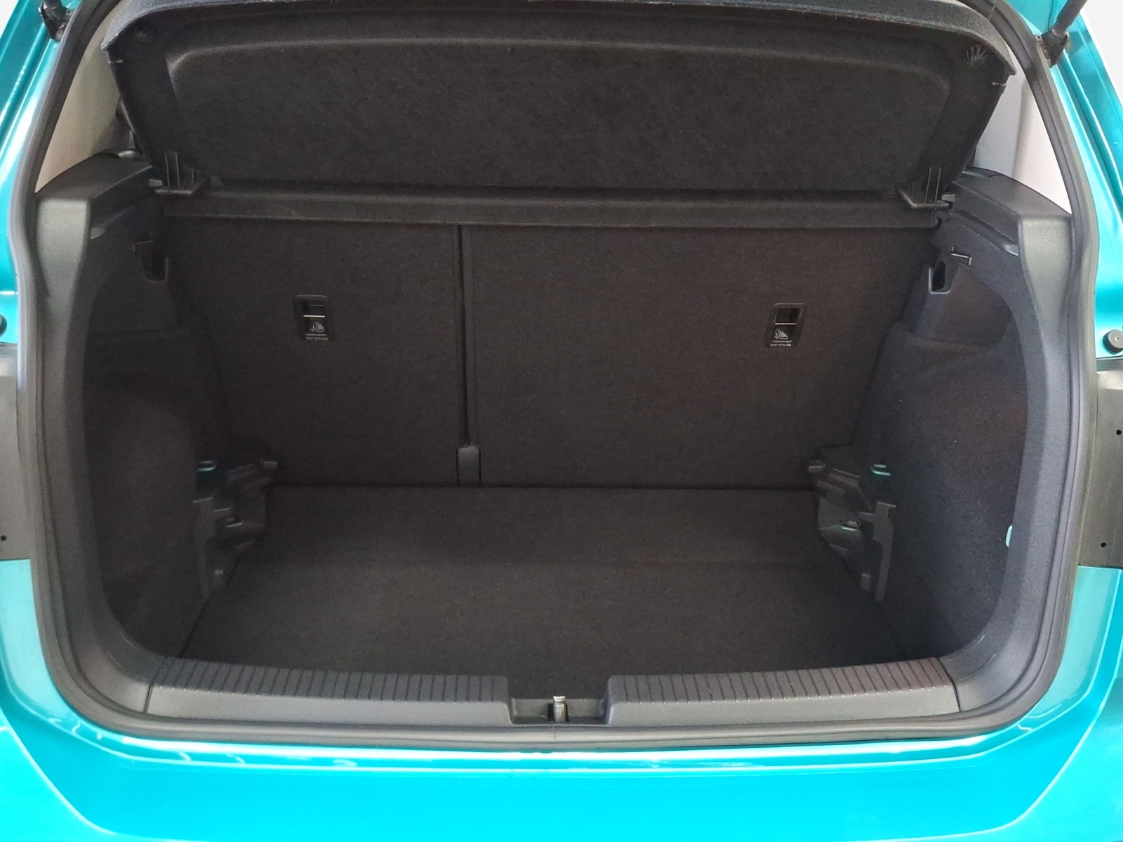 VW T-Cross 1.0 TSI Life DSG-image-12