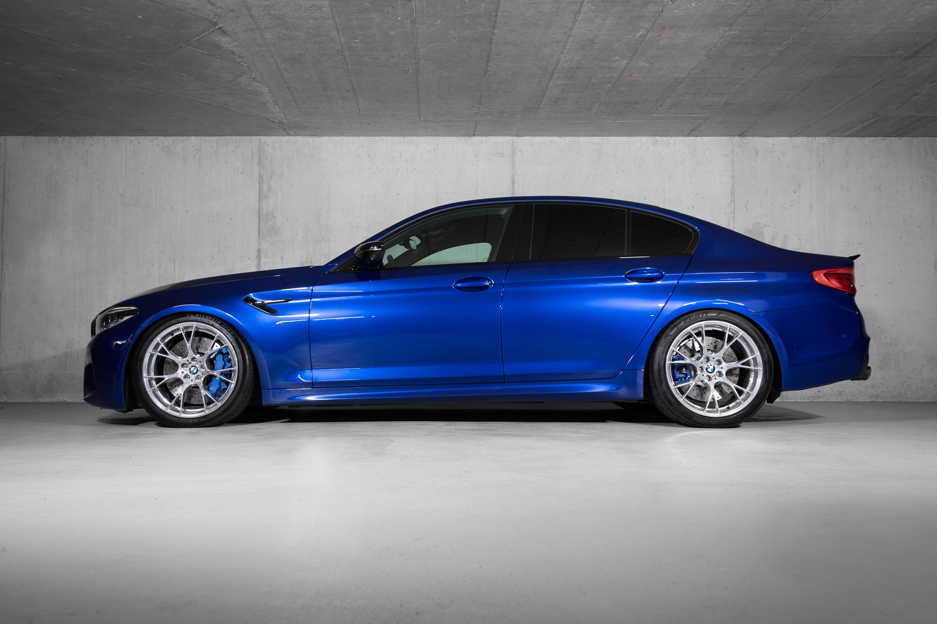 BMW M5 xDrive Competition Drivelogic-image-1