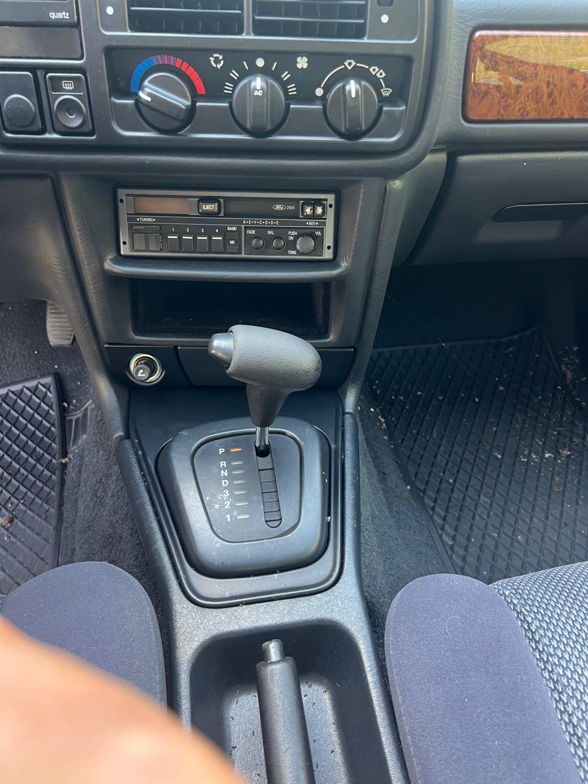 FORD Scorpio 2.0i GLX-image-8