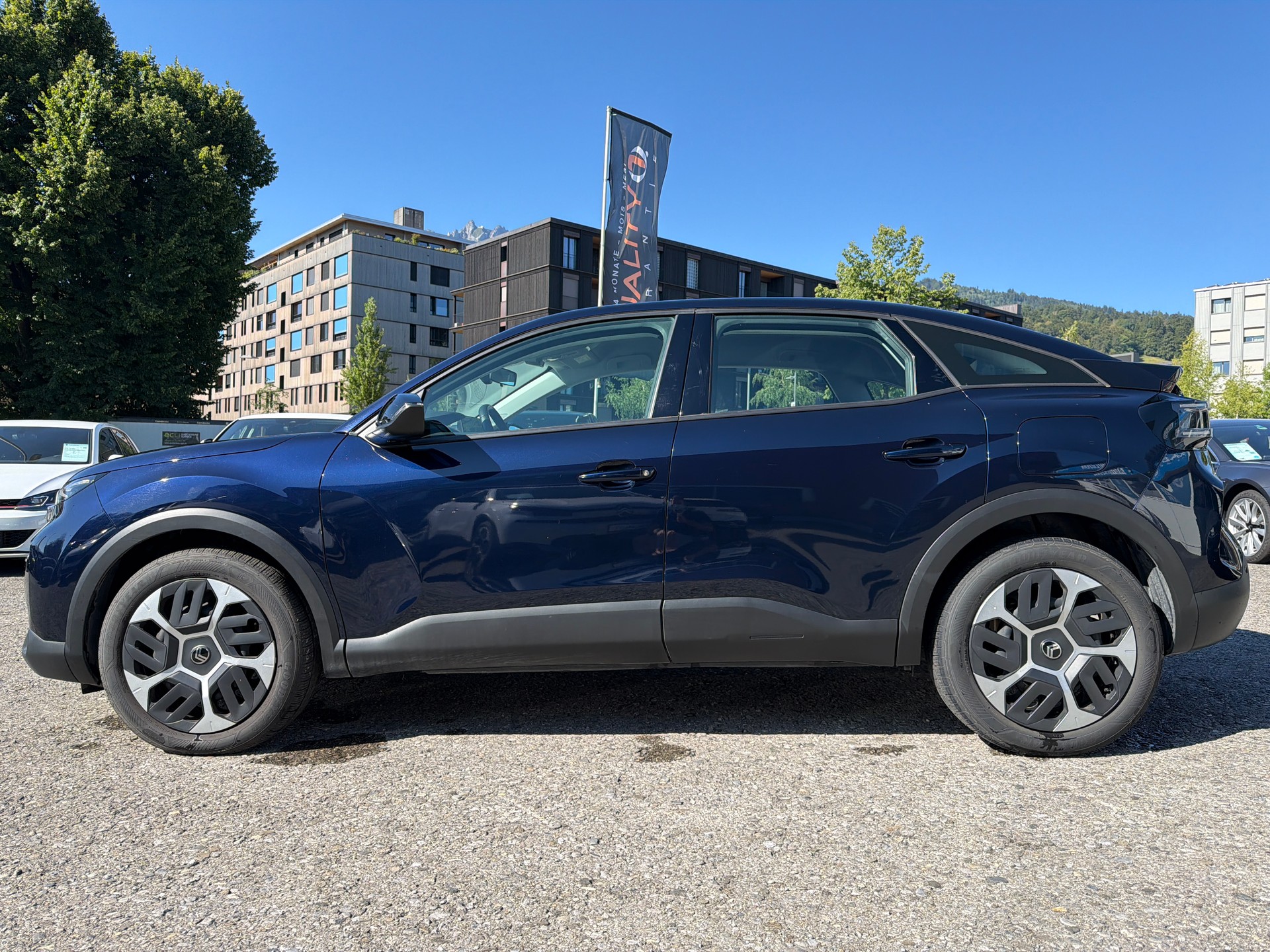 CITROEN C4 1.2 130 Plus EAT8-image-1