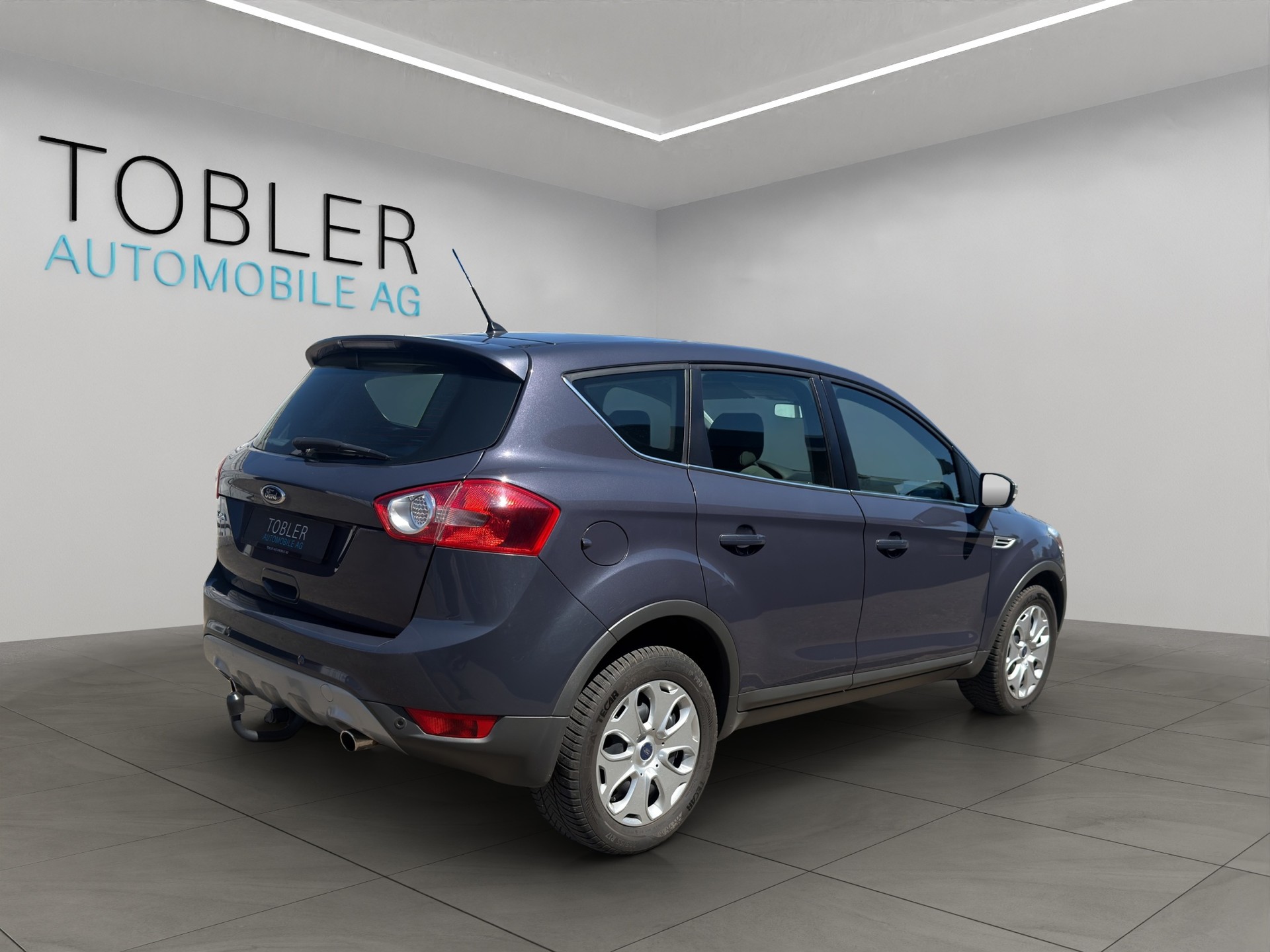 FORD Kuga 2.0 TDCi Carving 4WD-image-6
