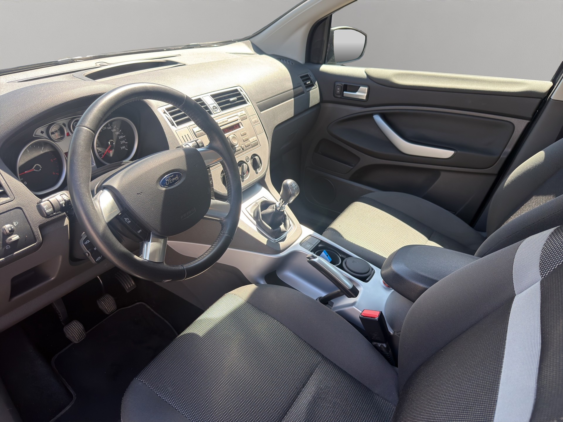 FORD Kuga 2.0 TDCi Carving 4WD-image-8