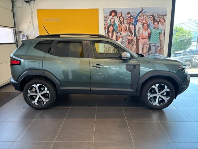 DACIA Duster TCe 130 48V Journey 4x4-image-1