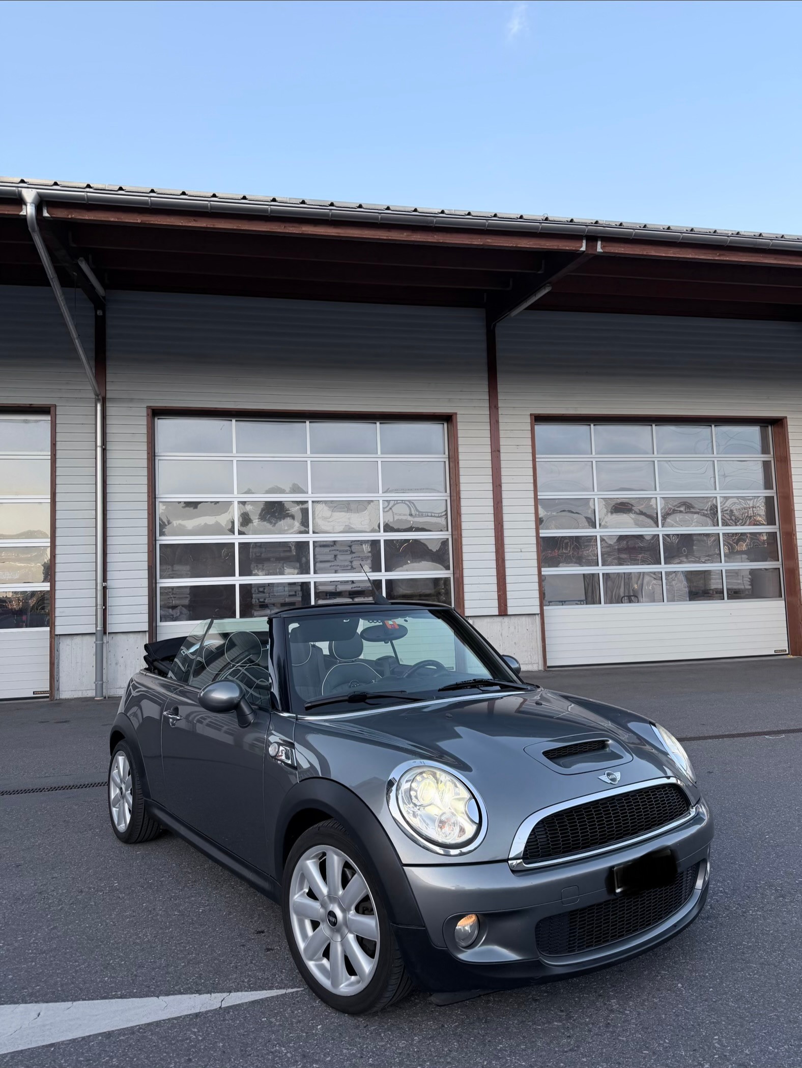 MINI 1.6i Cooper S-image-1