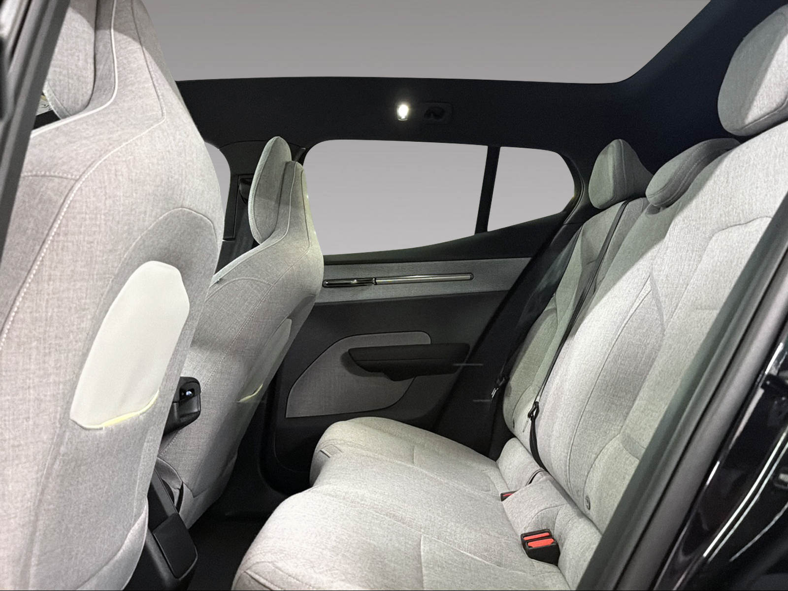 VOLVO EX 30 E60 Ultra-image-15