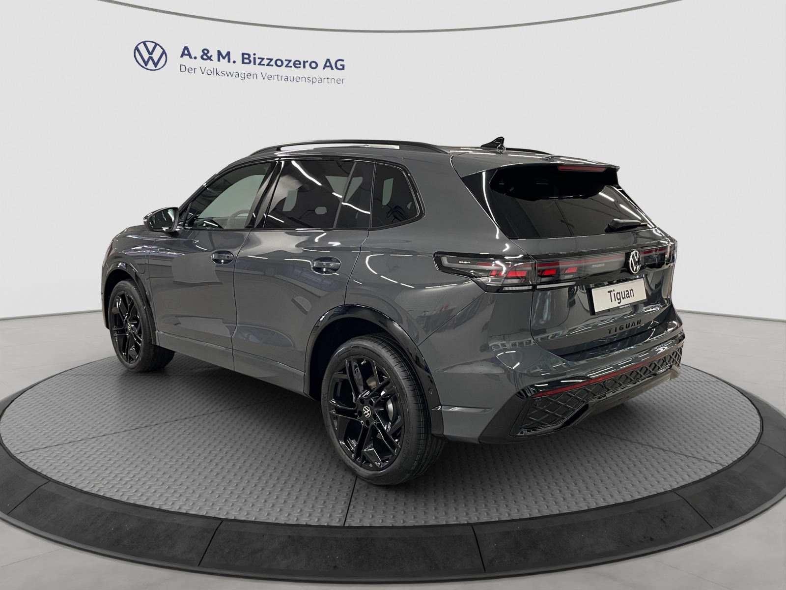 VW Tiguan 1.5 TSI evo2 eHybrid R-Line United DSG-image-2