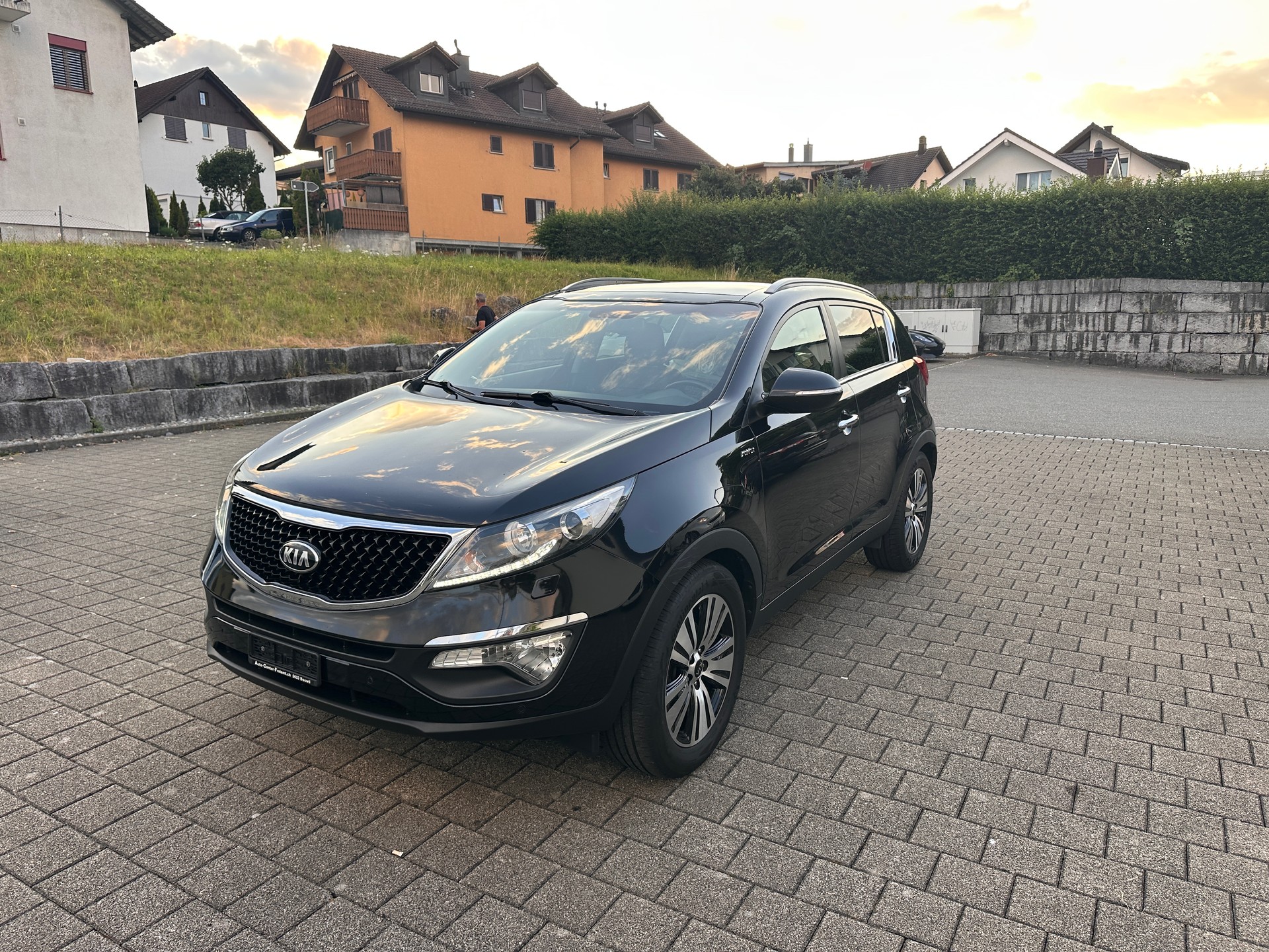 KIA Sportage 2.0 CRDi Trend 4WD Automatic-image-7