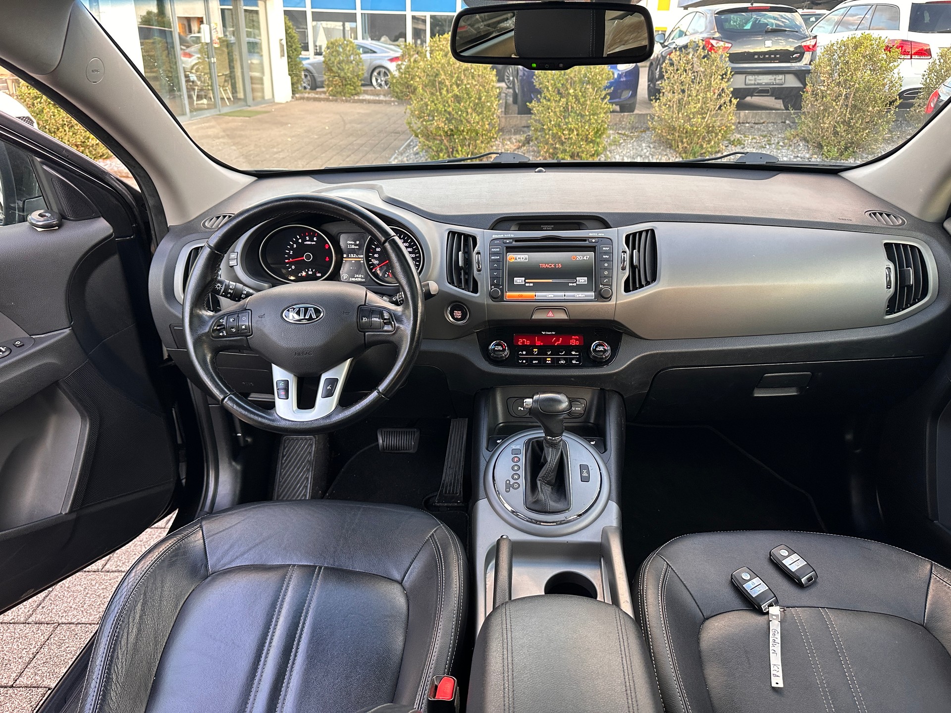 KIA Sportage 2.0 CRDi Trend 4WD Automatic-image-10