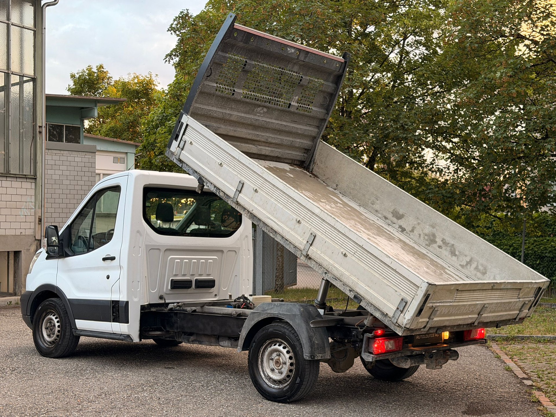 FORD Transit Kipper *AHK* 350 L2 Trend 2.0 TDCi 130 4WD-image-5