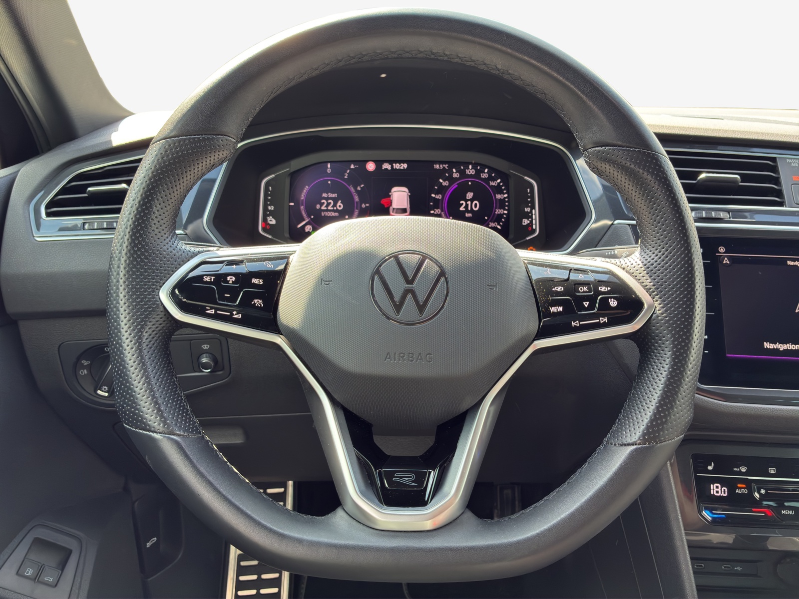 VW Tiguan 1.4TSI PHEV Selection DSG-image-9