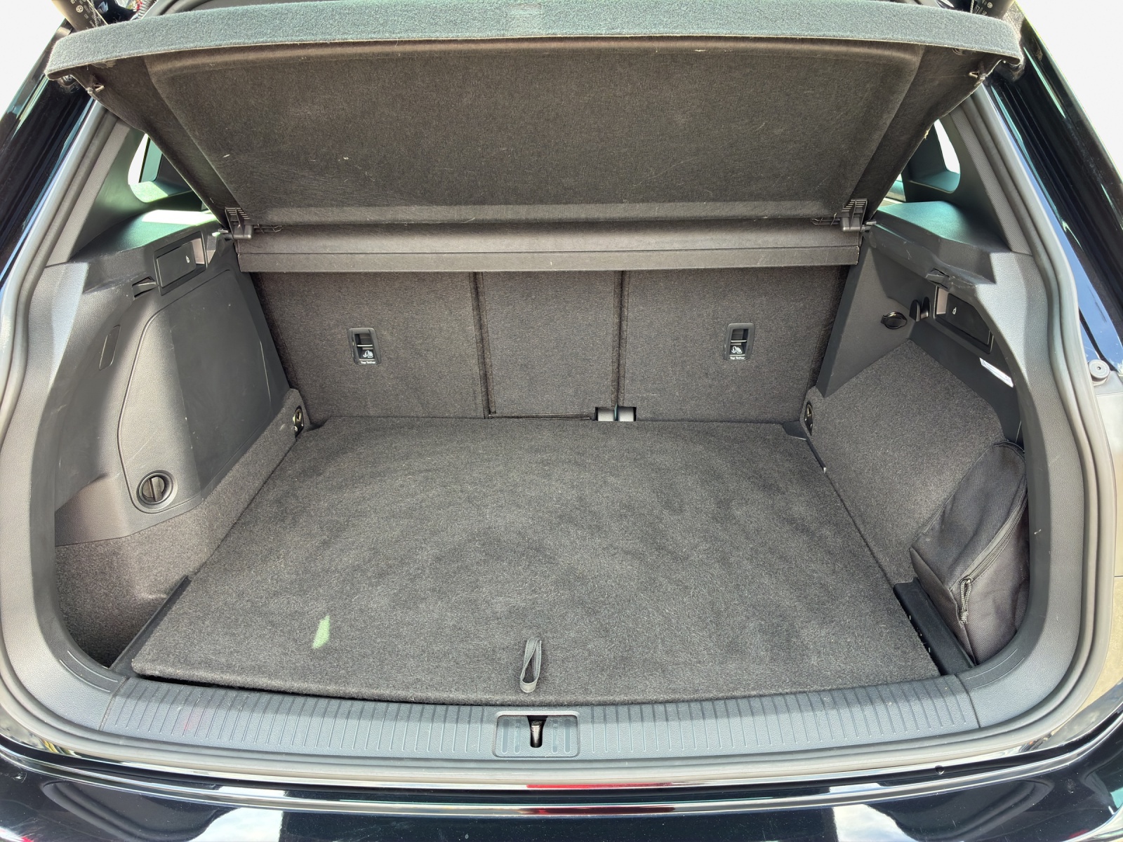 VW Tiguan 1.4TSI PHEV Selection DSG-image-12