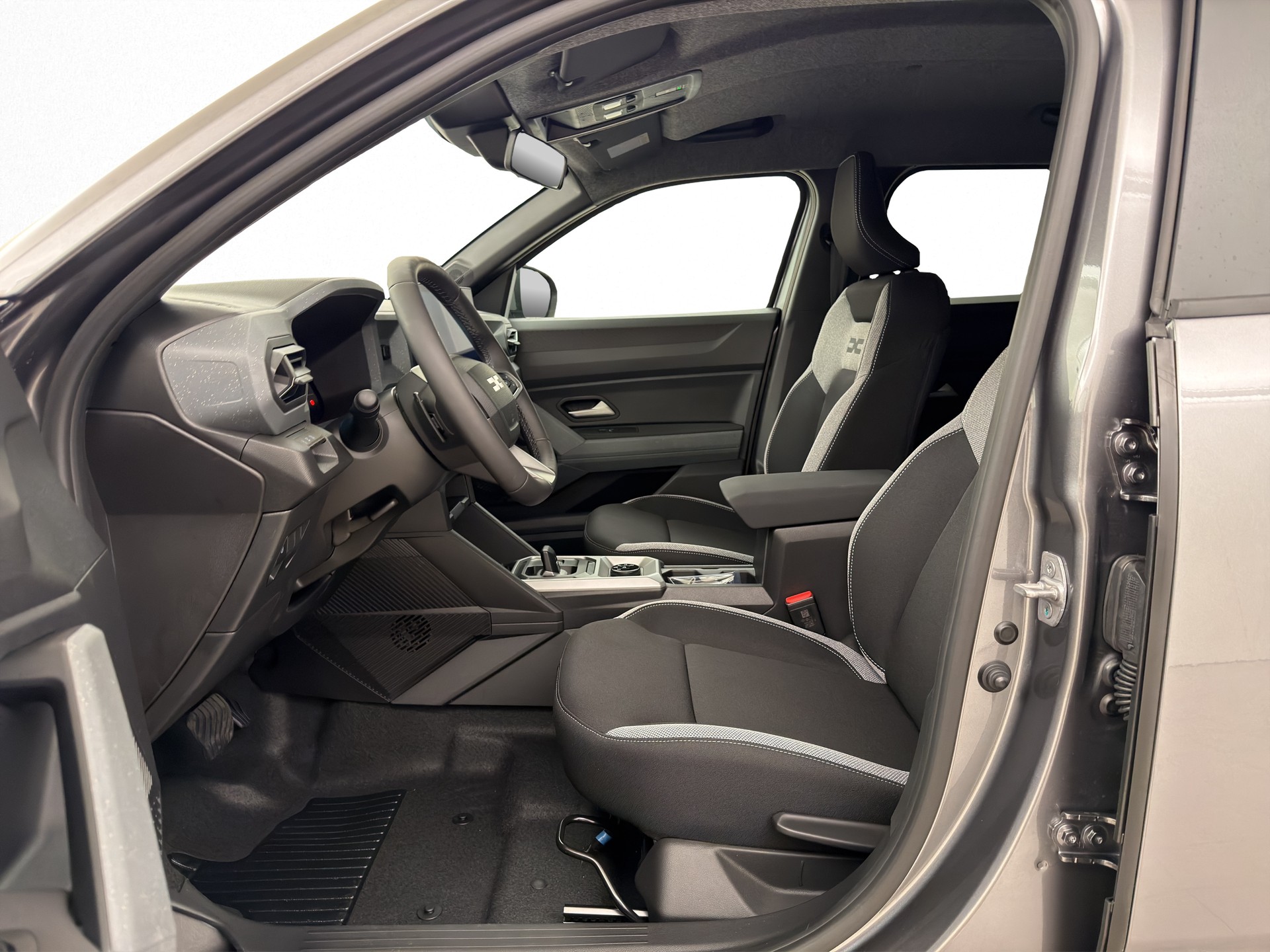 DACIA Duster 1.2 Hybrid Journey 4WD-image-6