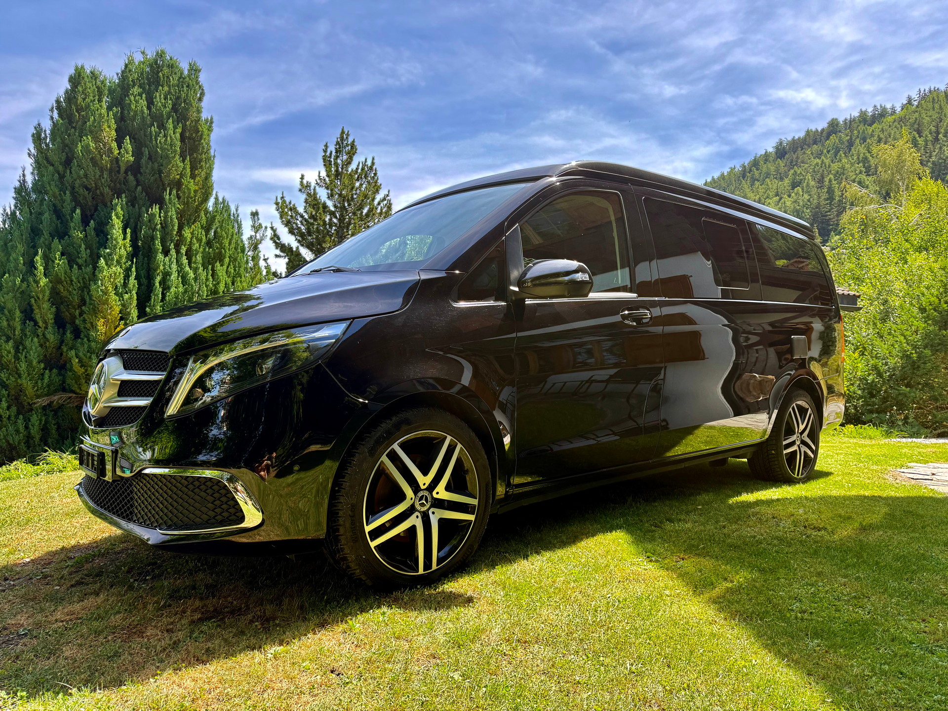 MERCEDES-BENZ 300 d-image-0