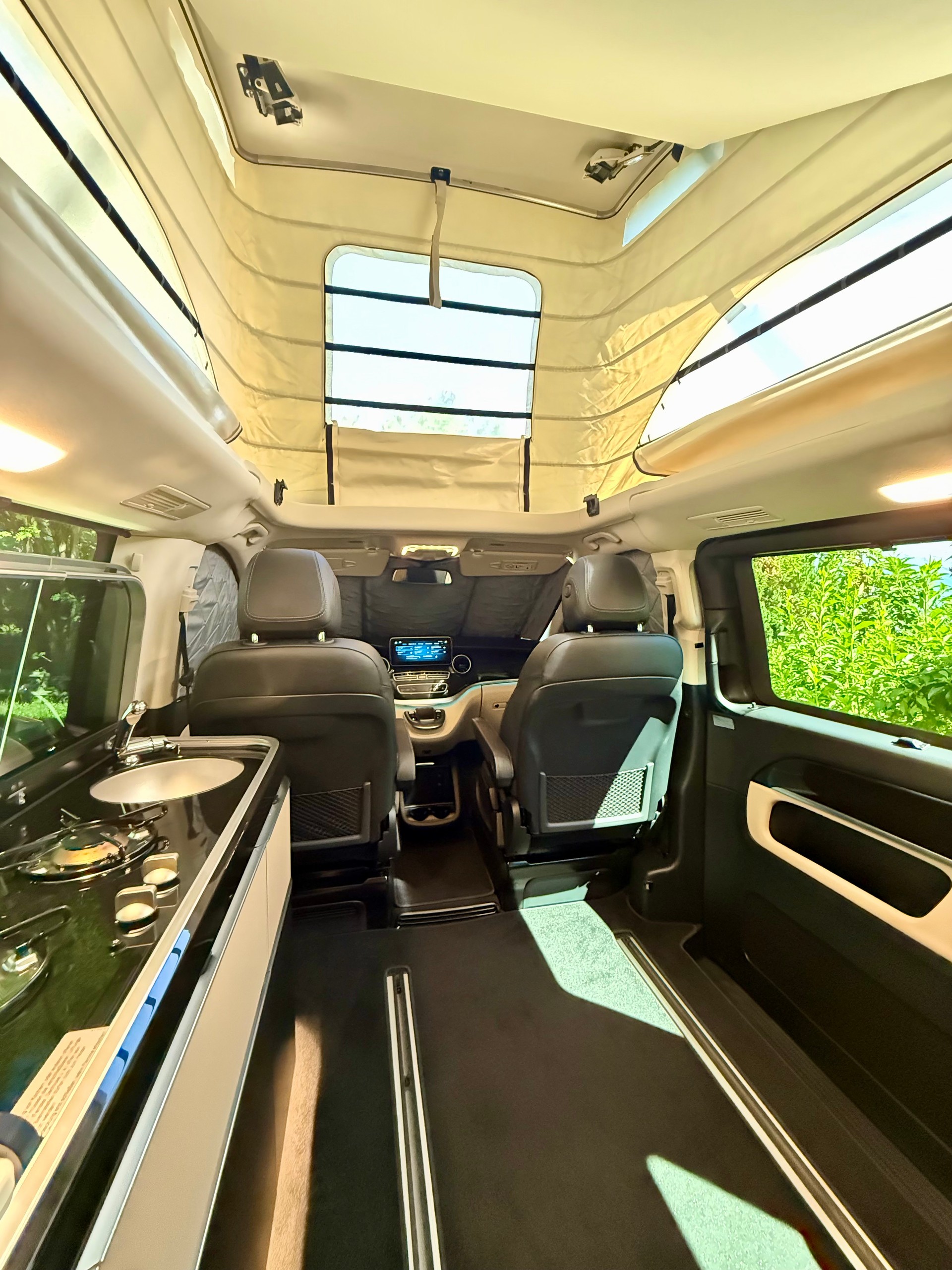 MERCEDES-BENZ 300 d-image-3