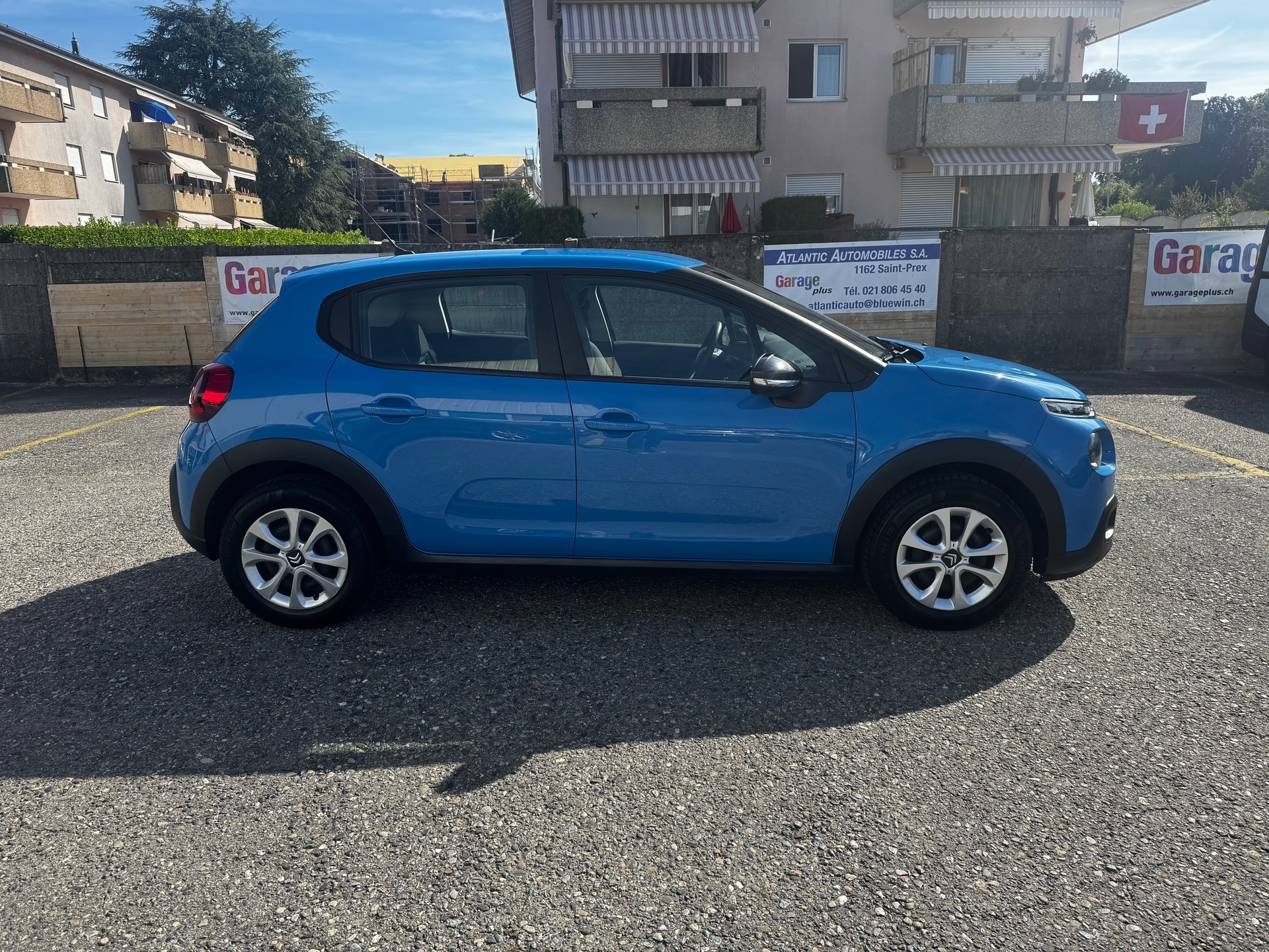 CITROEN C3 1.2i PureTech Shine-image-6