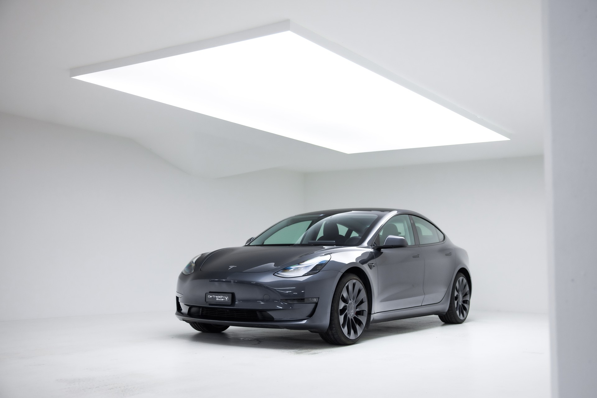 TESLA Model 3 Performance Dual Motor AWD-image-0